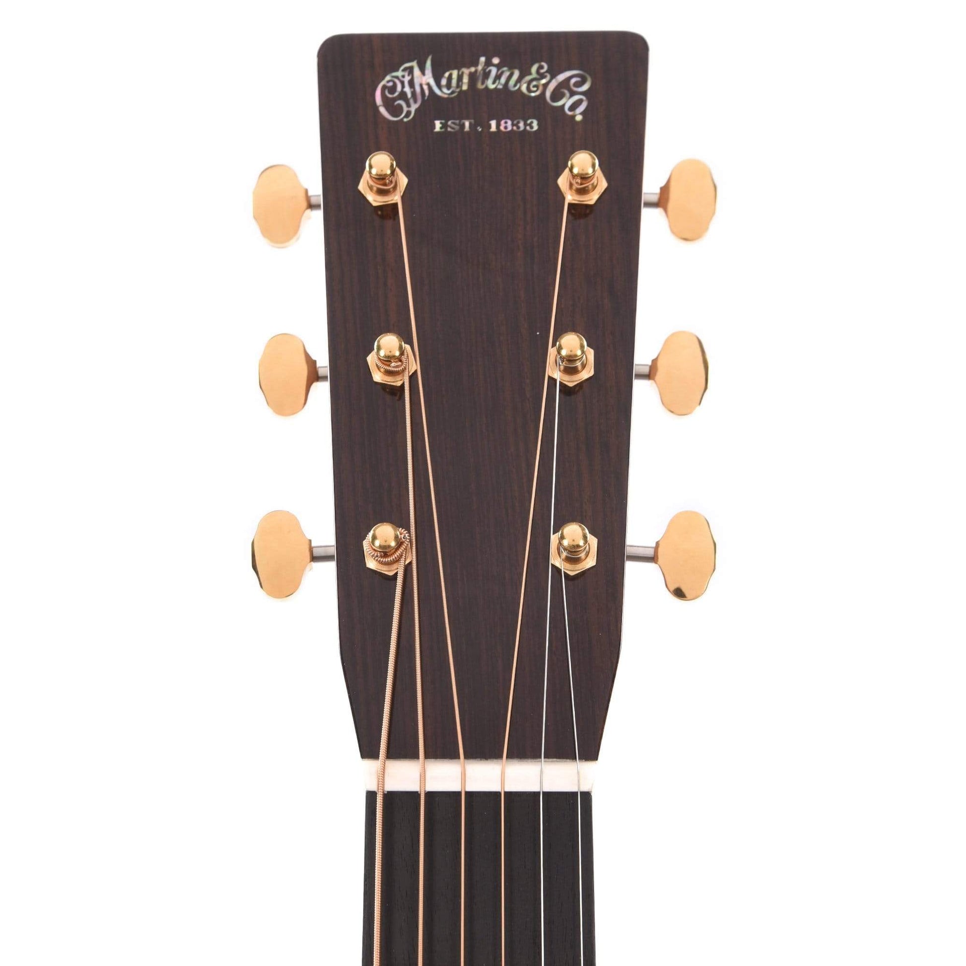 Martin 000-28 Modern Deluxe Acoustic Guitars / OM and Auditorium