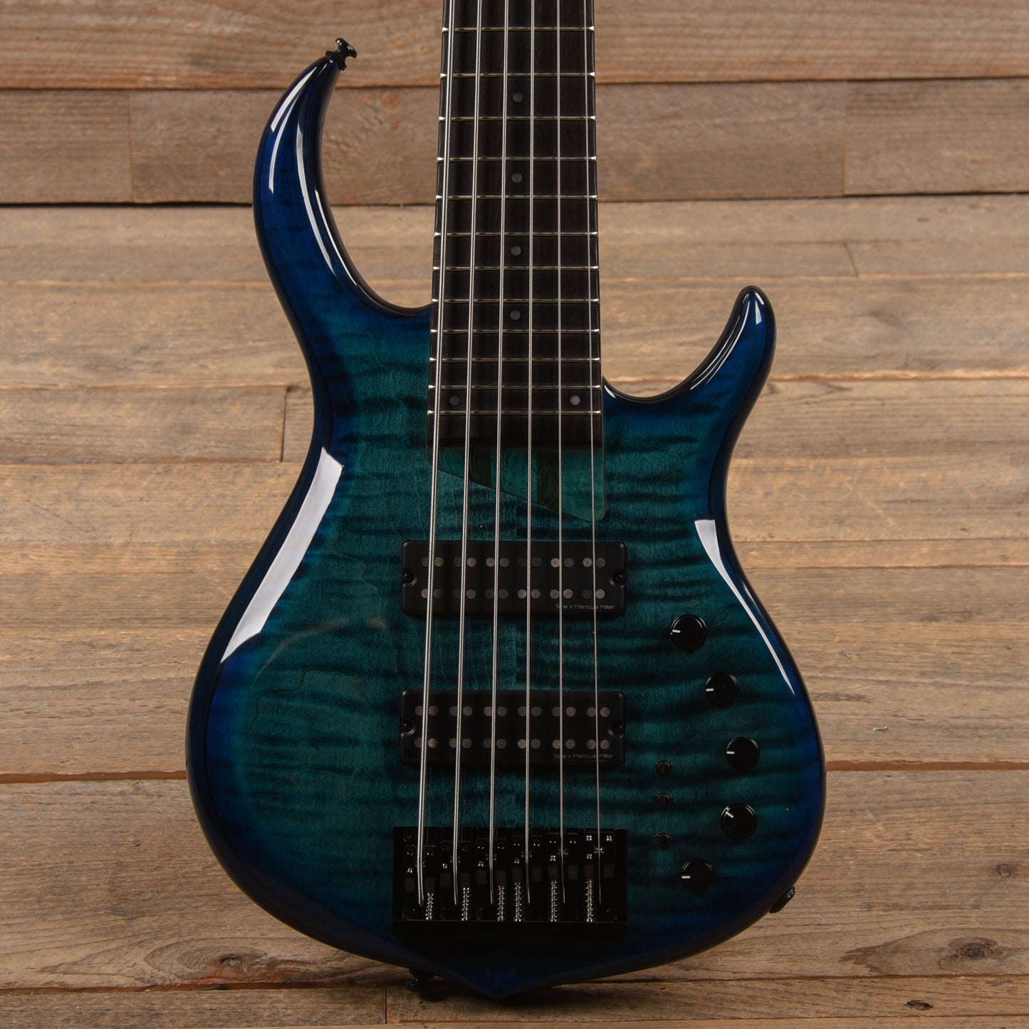 Sire Marcus Miller M7 6-String Transparent Blue Satin (2nd Gen)