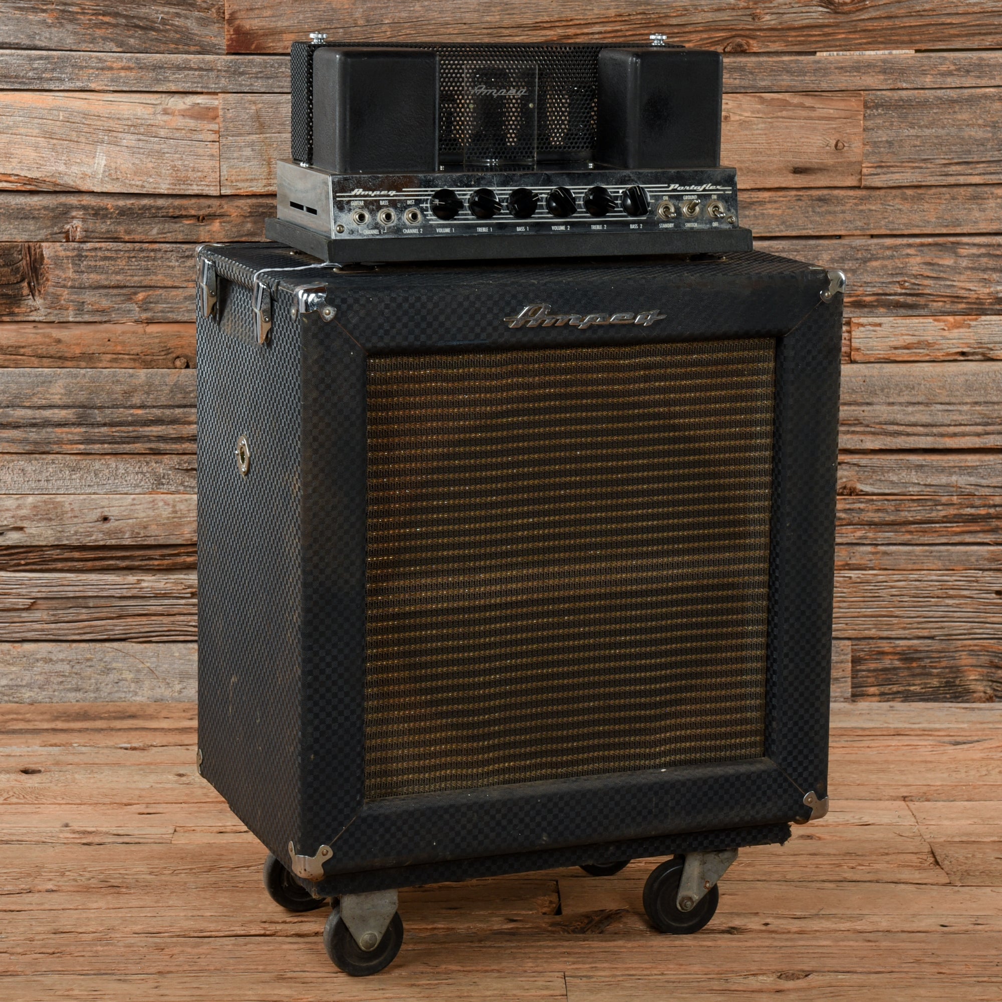 Ampeg B-15-N Portaflex 30-Watt 1x15