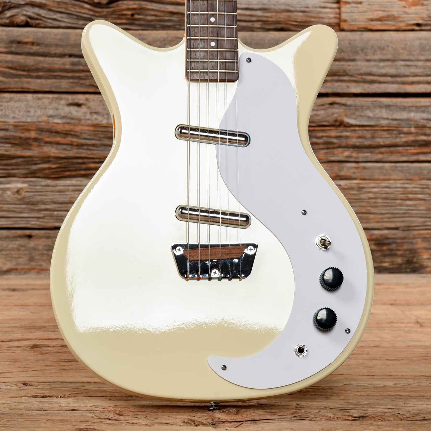 Danelectro "Stock '59" Vintage Cream Electric Guitars / Solid Body