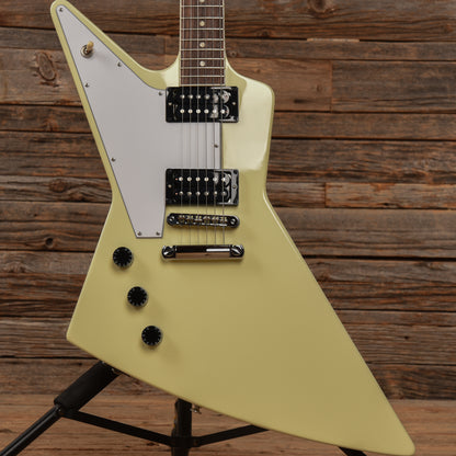 Gibson 70s Explorer White 2021 LEFTY