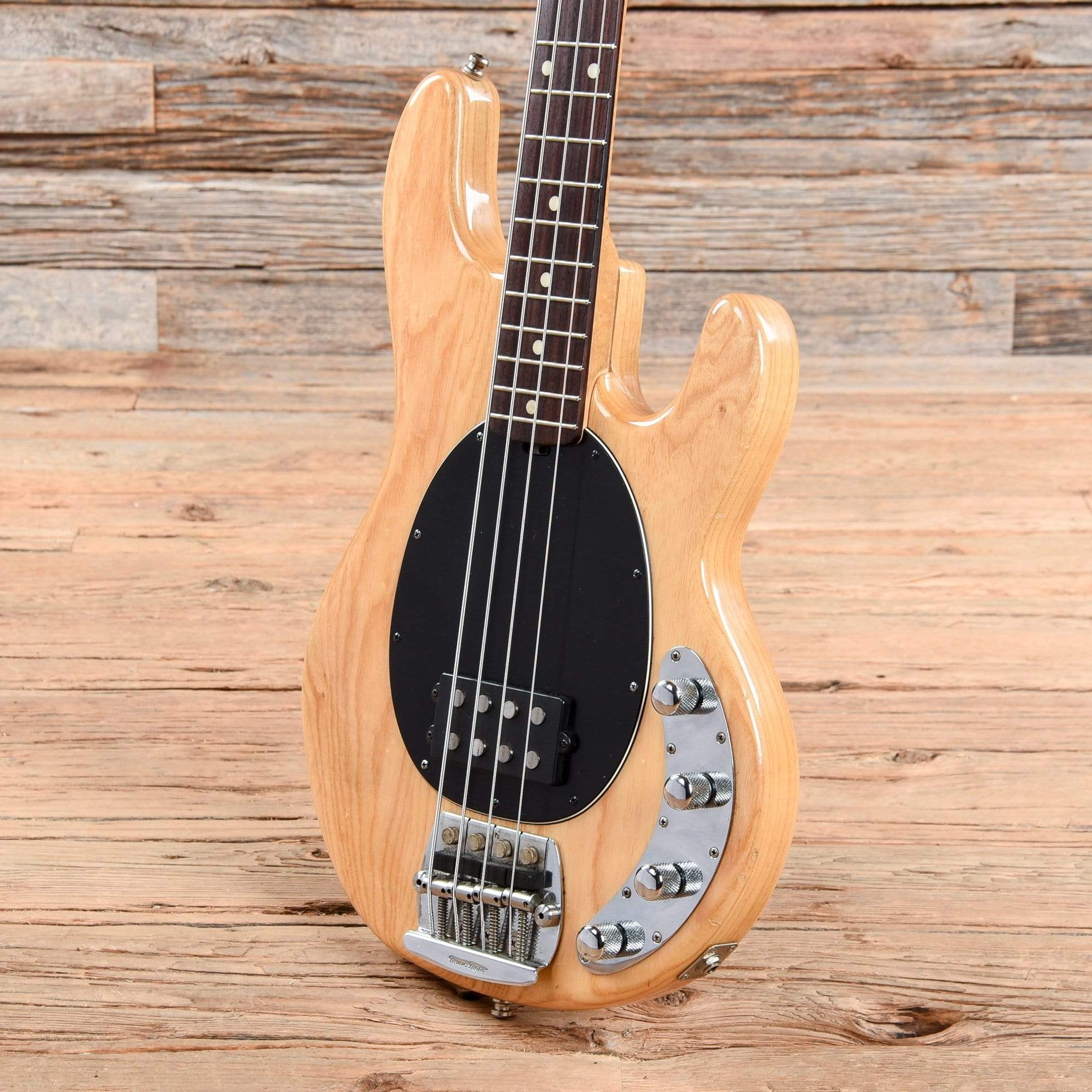 Music Man StingRay 4 H Bass Natural 1994 – Chicago Music Exchange