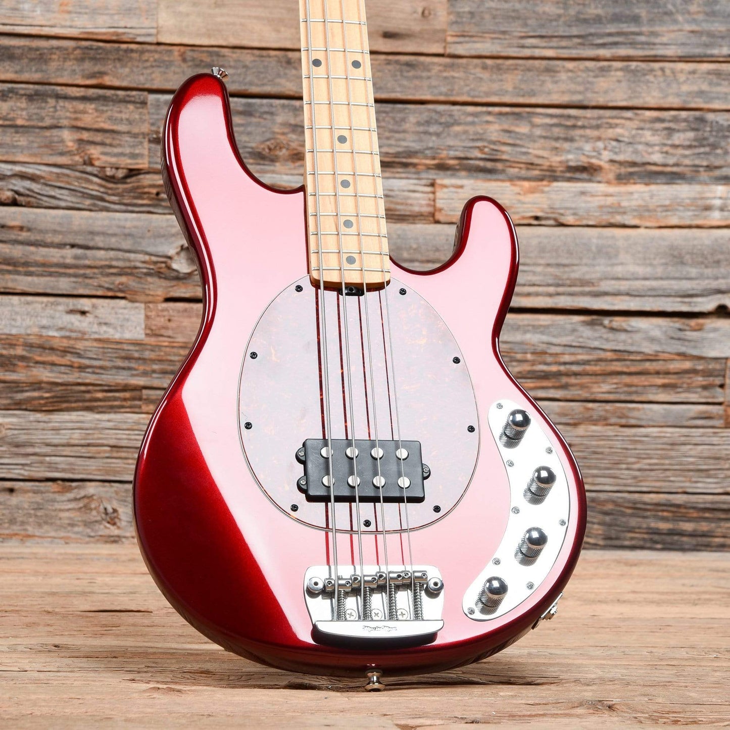 Music Man StingRay 4 H Candy Red 2006 Bass Guitars / 4-String