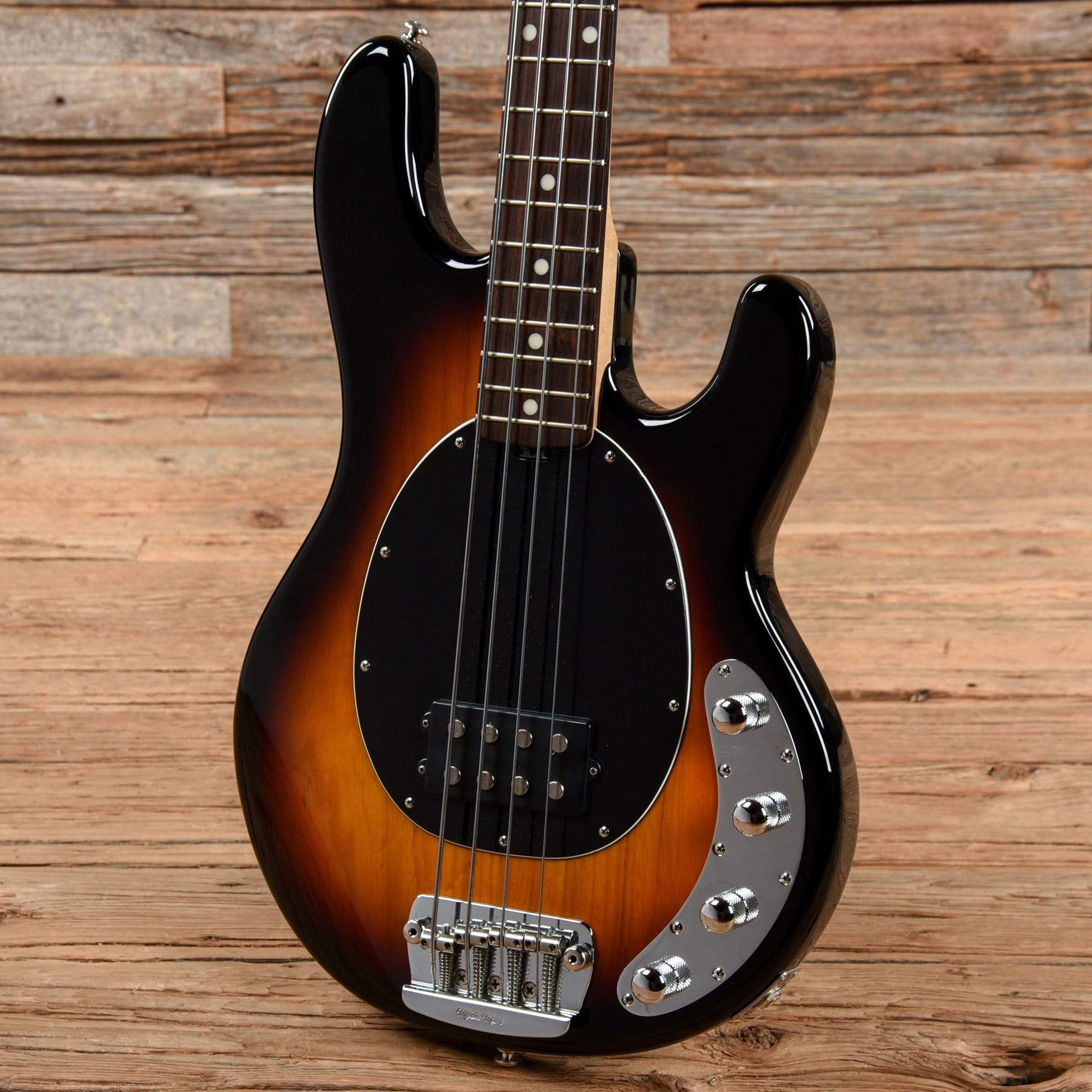 Music Man Stingray 4 H Sunburst Bass Guitars / 4-String