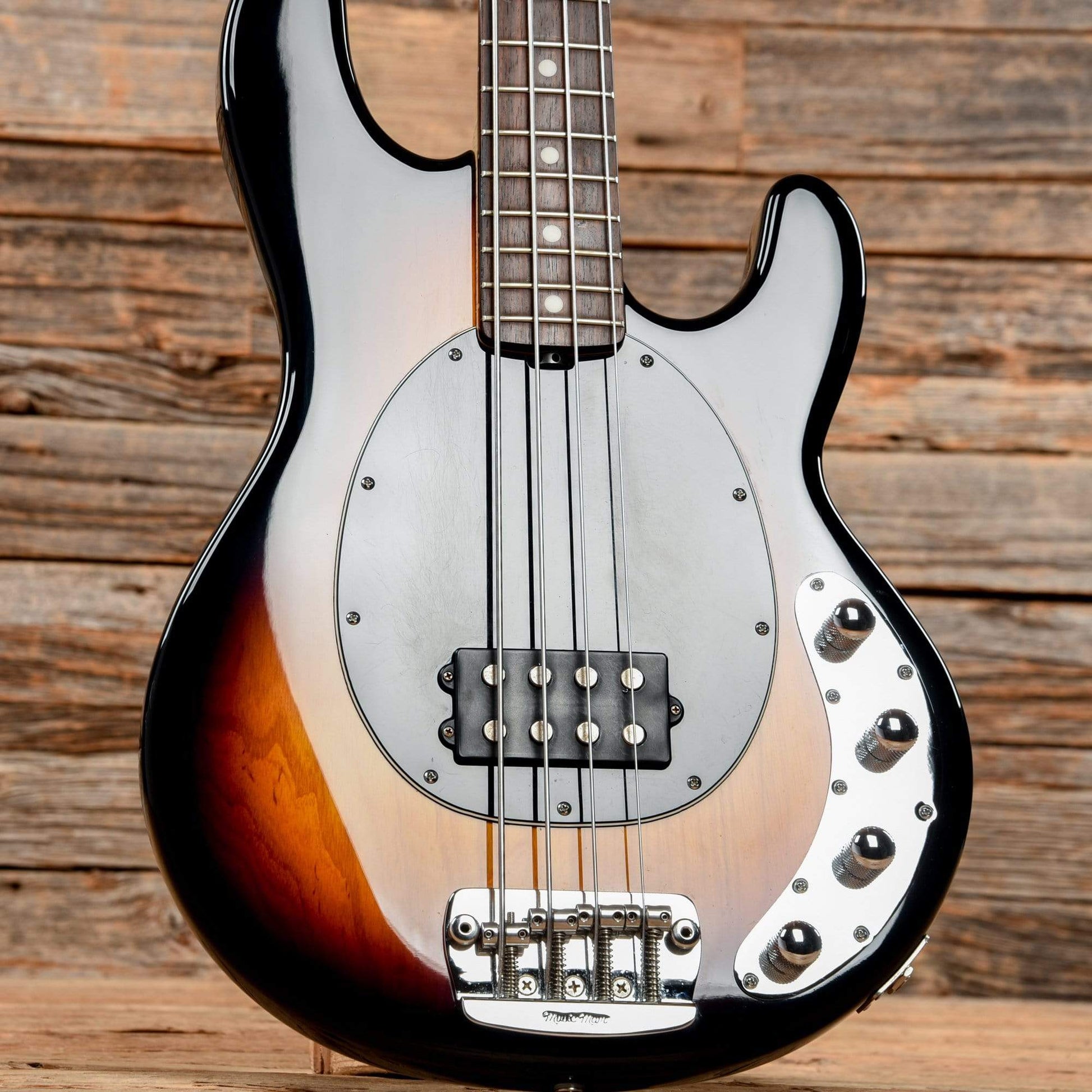 Music Man Stingray 4 H Sunburst Bass Guitars / 4-String