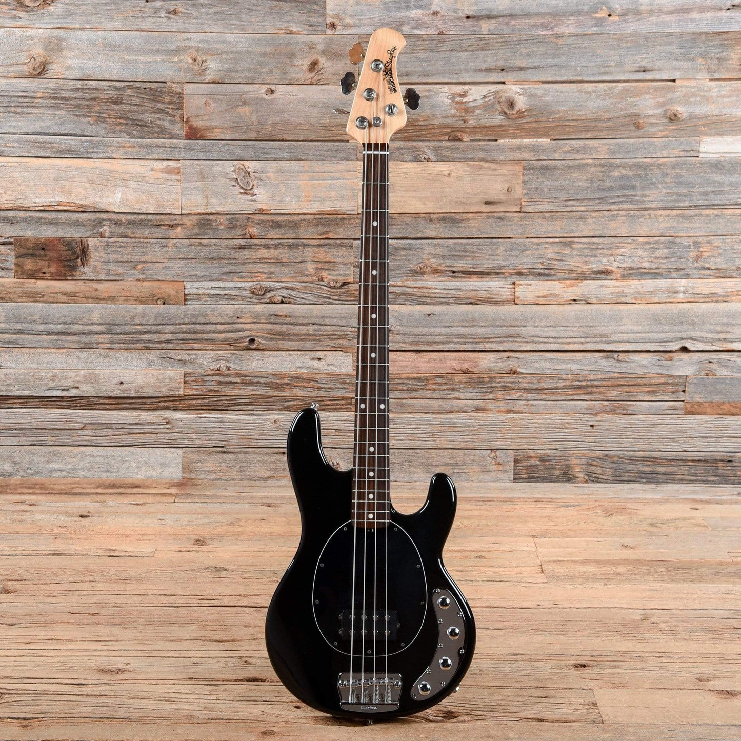 Music Man StingRay 4H Black 2004 Bass Guitars / 4-String