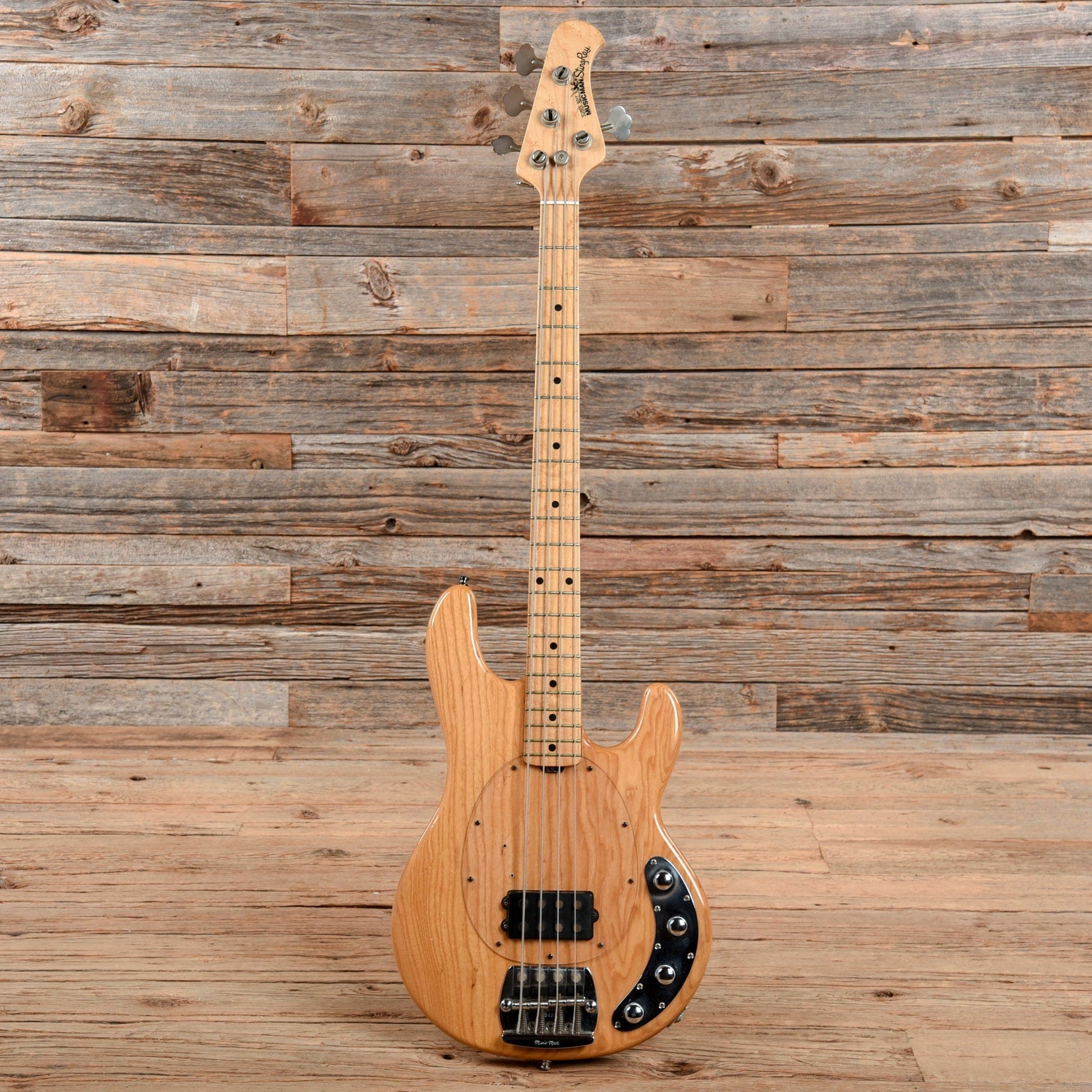 Music Man StingRay 4H Natural 1992 Bass Guitars / 4-String