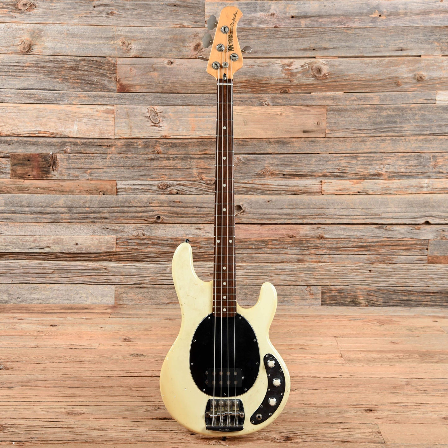 Music Man StingRay White 1987 Bass Guitars / 4-String