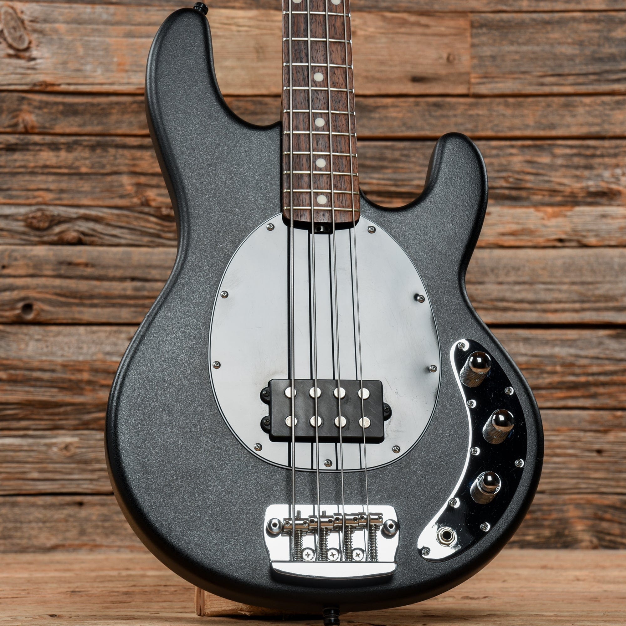 Music Man USA S.U.B. Series StingRay Satin Black 2003 – Chicago Music  Exchange