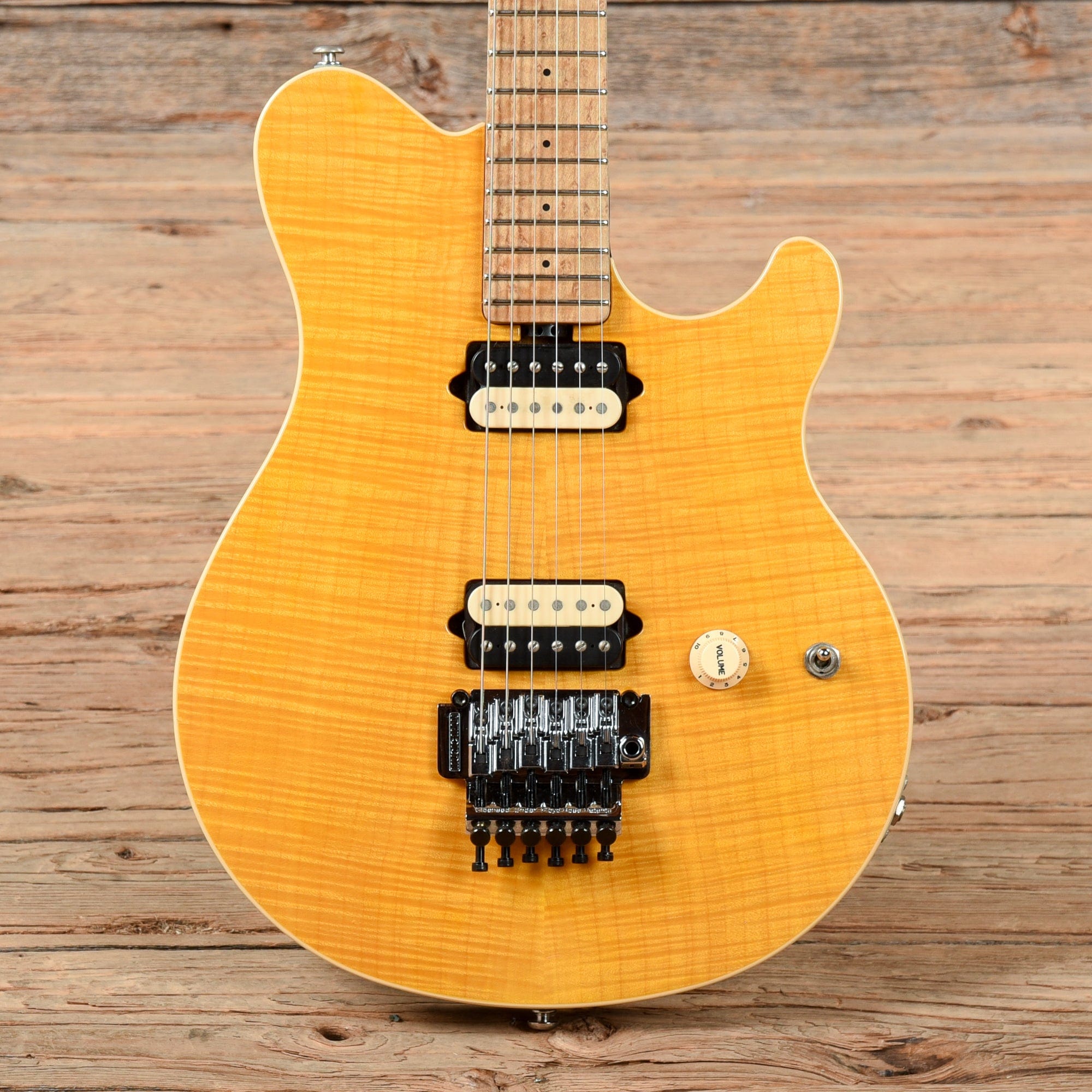 MUSIC MAN Axis Translucent Gold Gold-