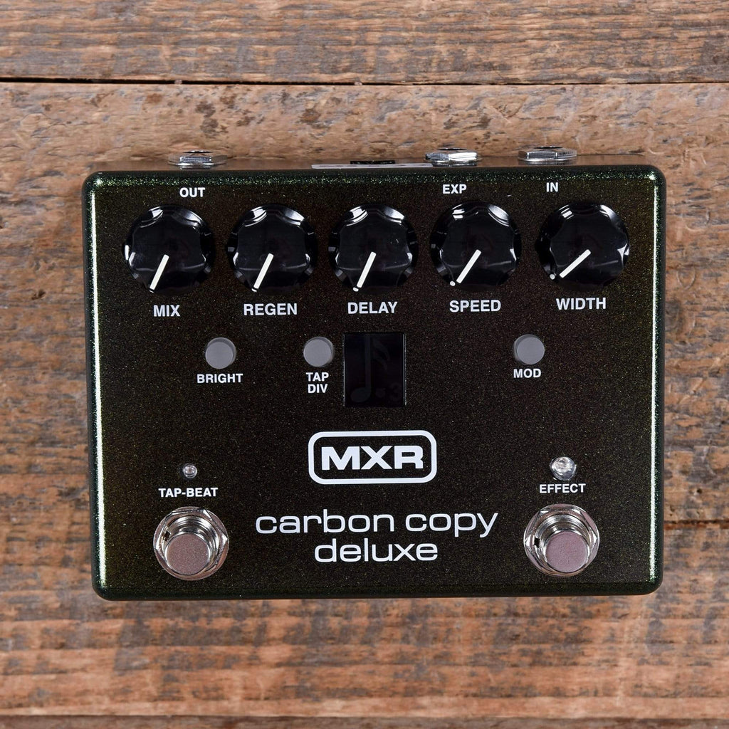 MXR Carbon Copy Deluxe – Chicago Music Exchange