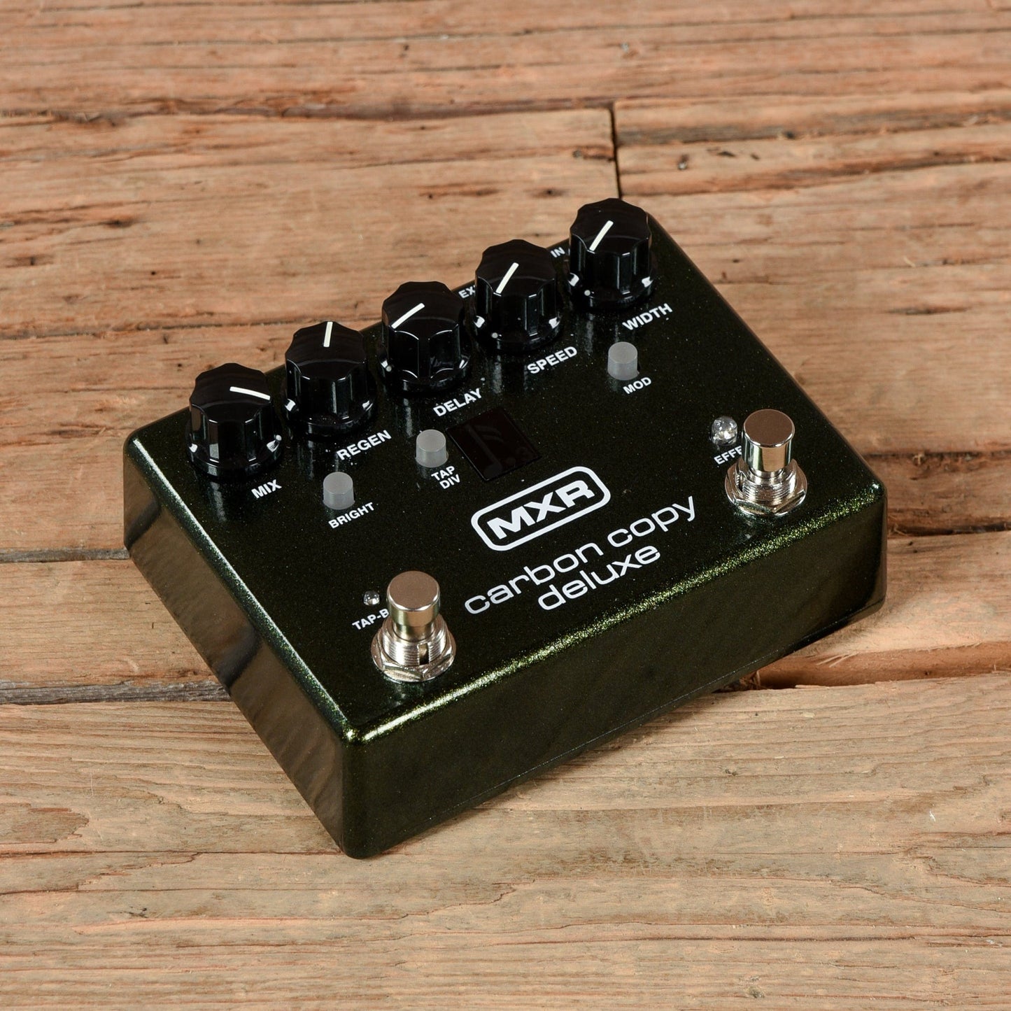 MXR Carbon Copy Deluxe Effects and Pedals / Delay