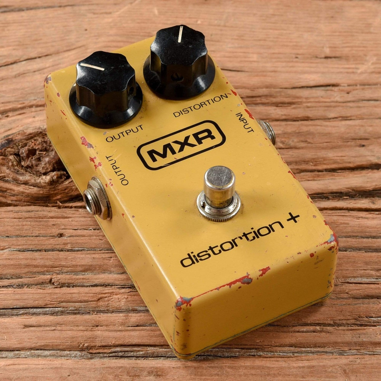 MXR Distortion + Plus 1970s Effects and Pedals / Overdrive and Boost