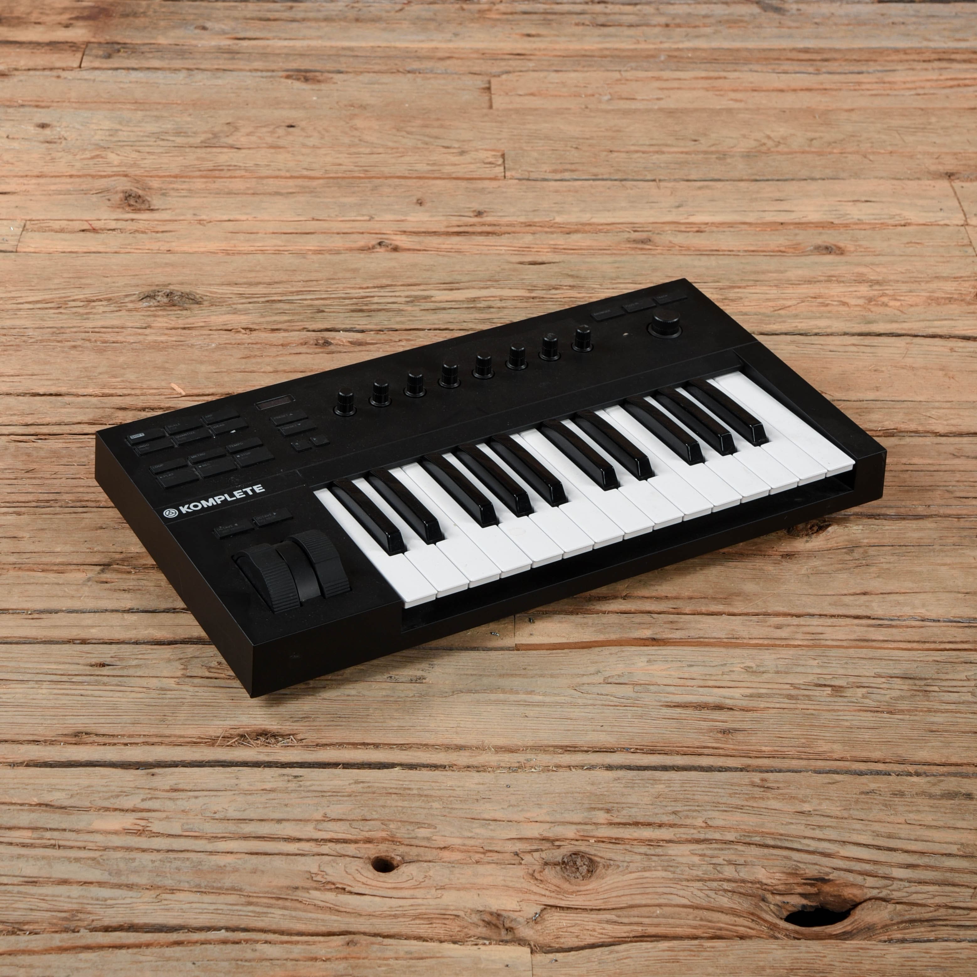  Native Instruments Komplete Kontrol A25 Controller