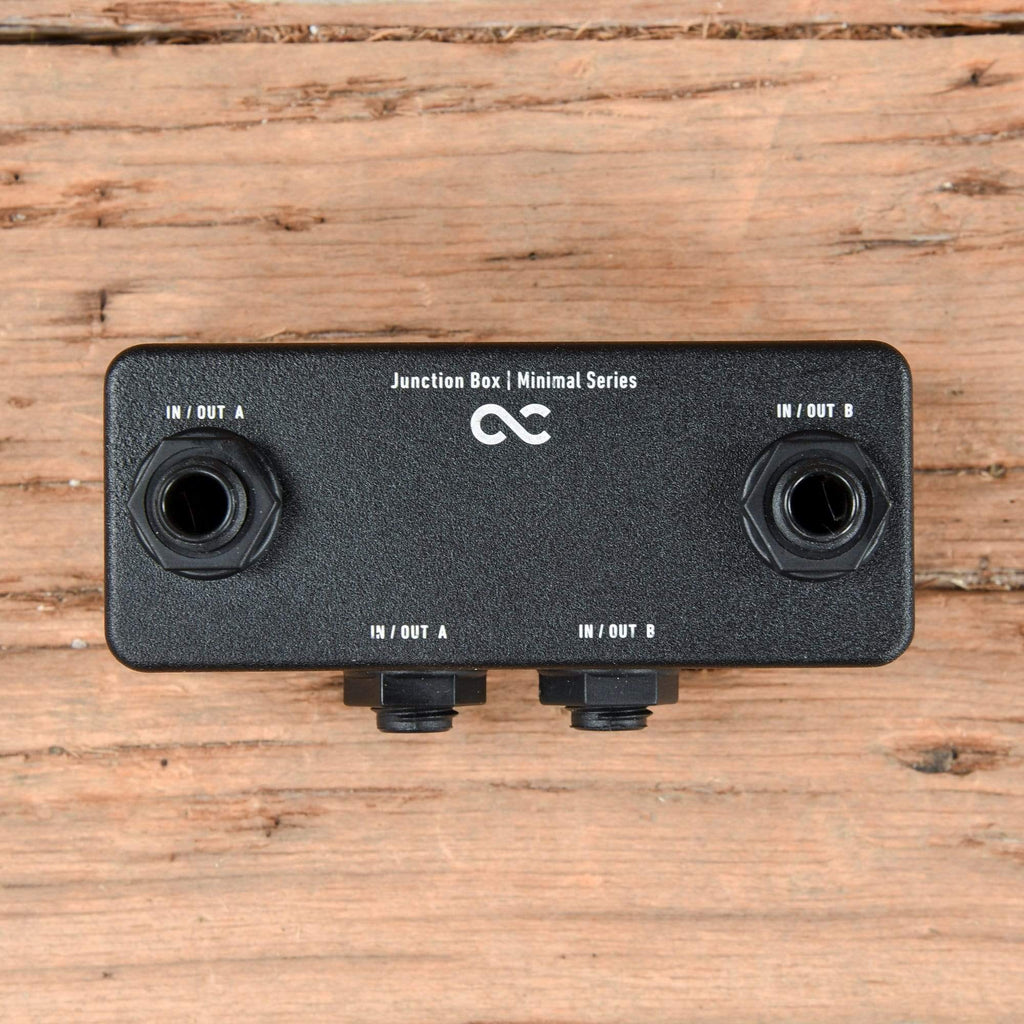 One Control Minimal Series Junction Box – Chicago Music Exchange