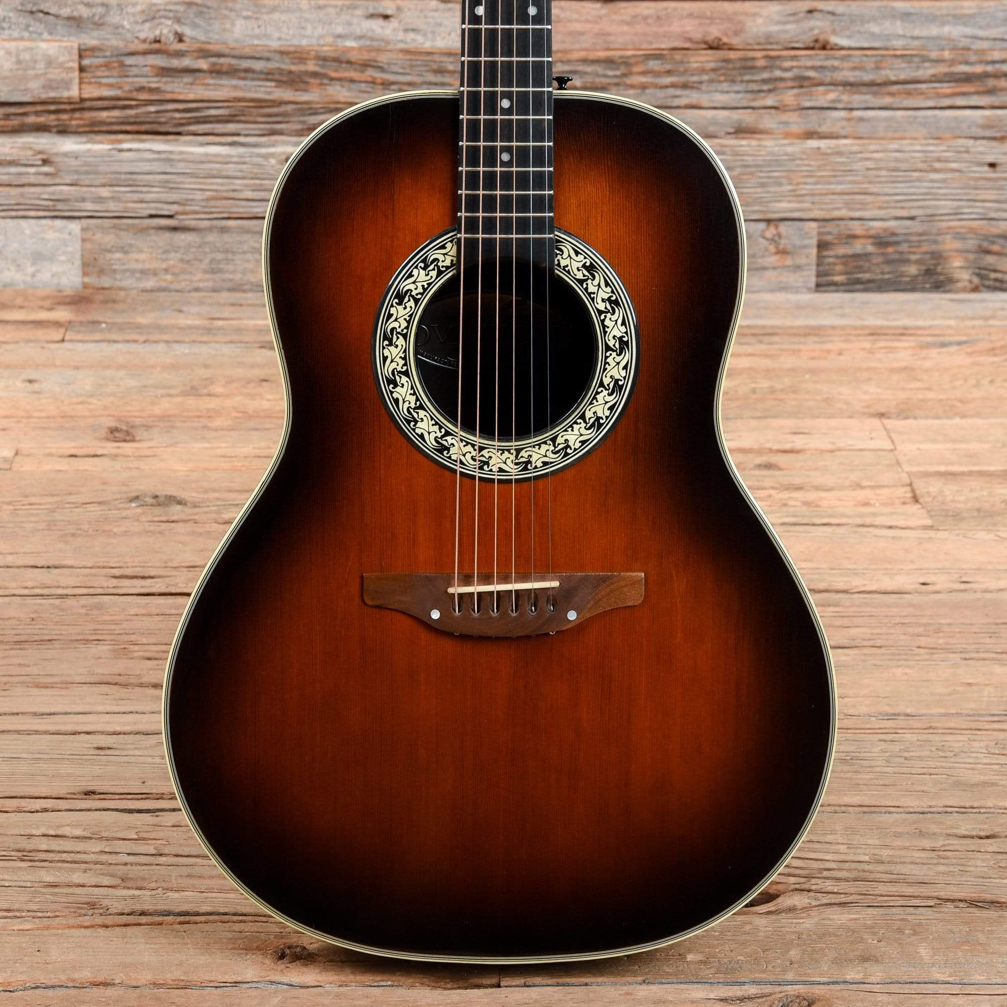 Ovation 1111-1 Sunburst 1974 – Chicago Music Exchange