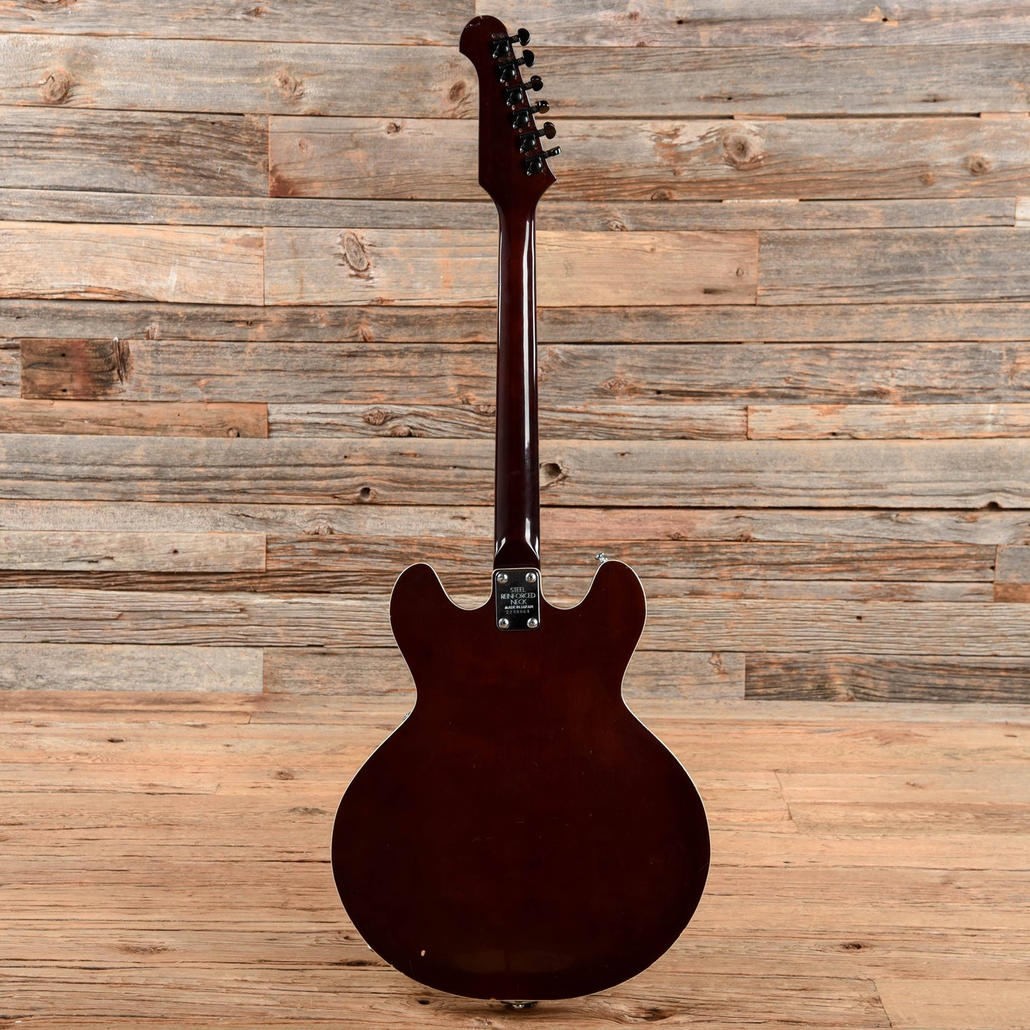 Pan Guitars P-23 Walnut 1970s Electric Guitars / Semi-Hollow