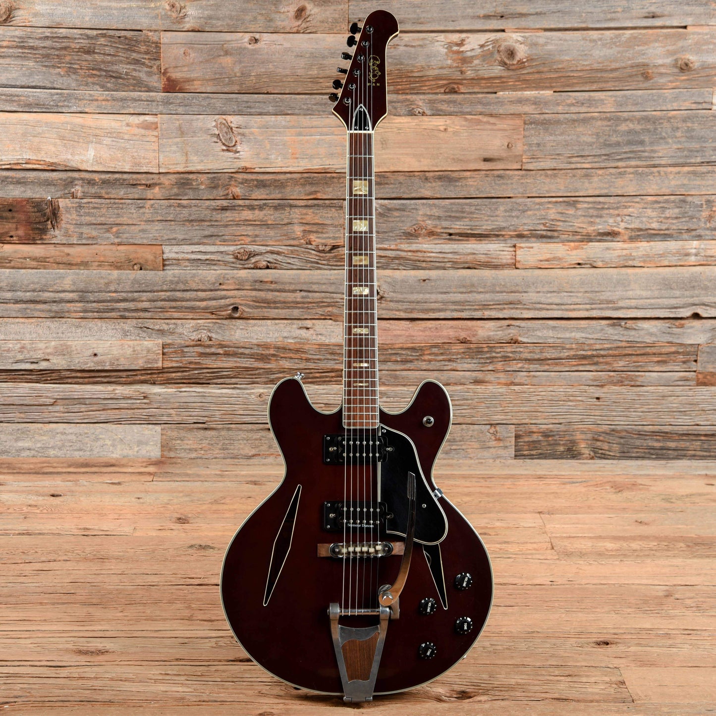 Pan Guitars P-23 Walnut 1970s Electric Guitars / Semi-Hollow