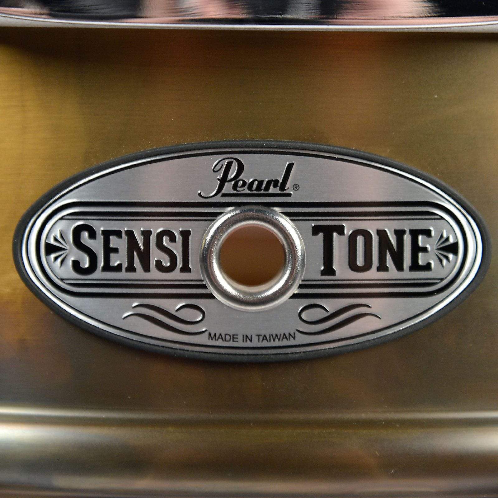 Pearl 6.5x14 Sensitone Premium Patina Brass Snare Drum Drums and Percussion / Acoustic Drums / Snare