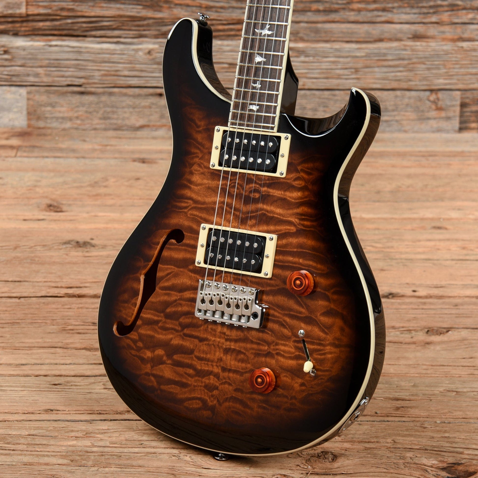 PRS SE Custom 22 Semi-Hollow Black Gold Burst Electric Guitars / Semi-Hollow