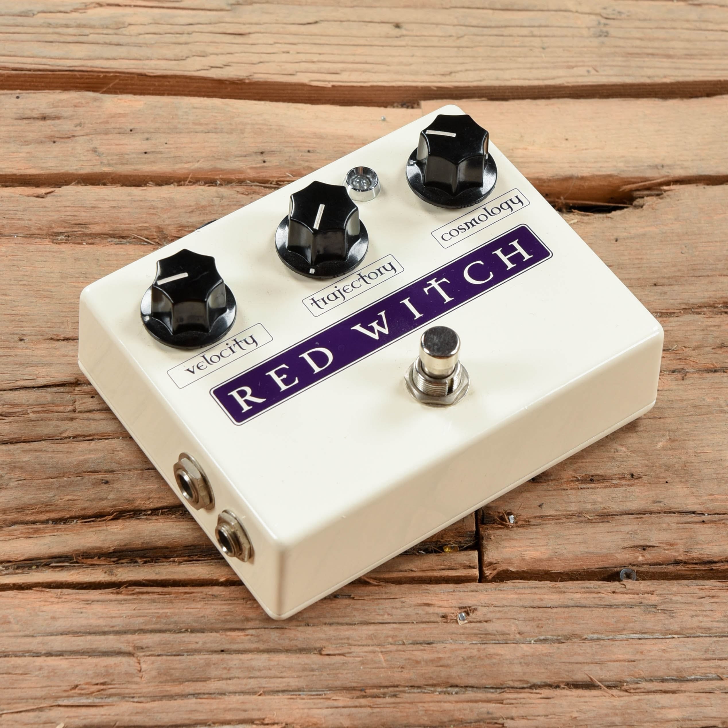 Red Witch Deluxe Moon Phaser – Chicago Music Exchange