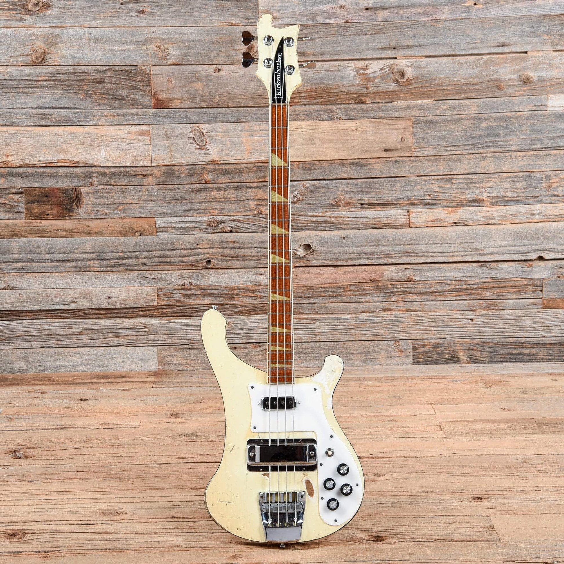 Rickenbacker 4001 White 1976 Bass Guitars / 4-String