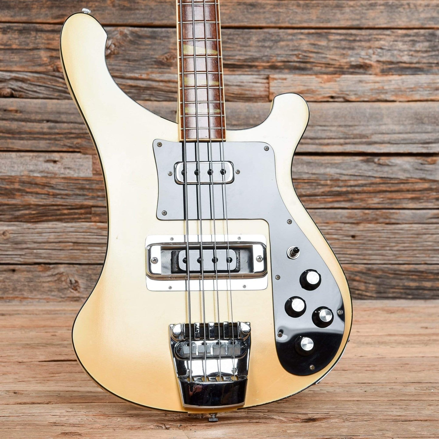 Rickenbacker 4001 White 1979 Bass Guitars / 4-String