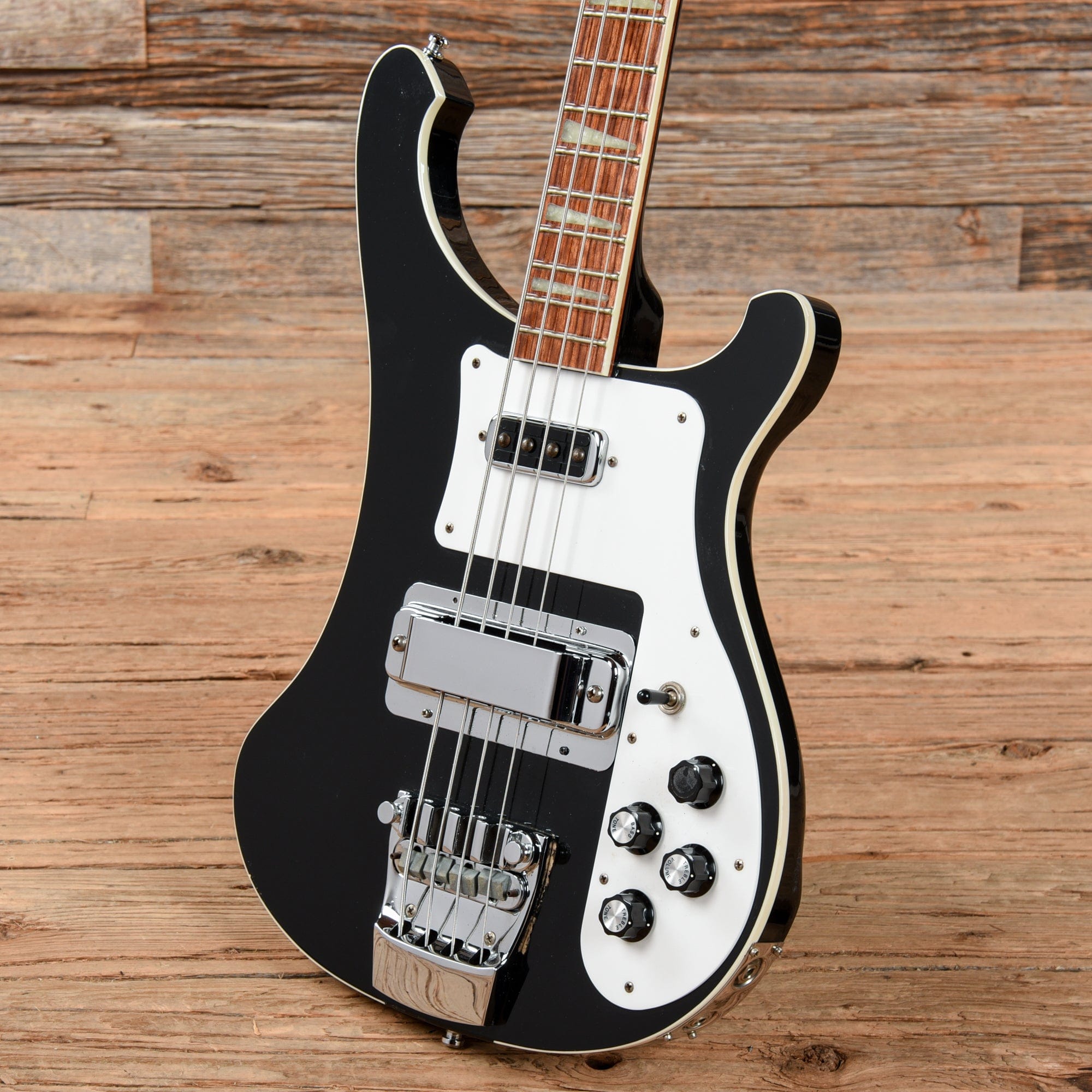 Rickenbacker 4003 Jetglo 2004 Bass Guitars / 4-String