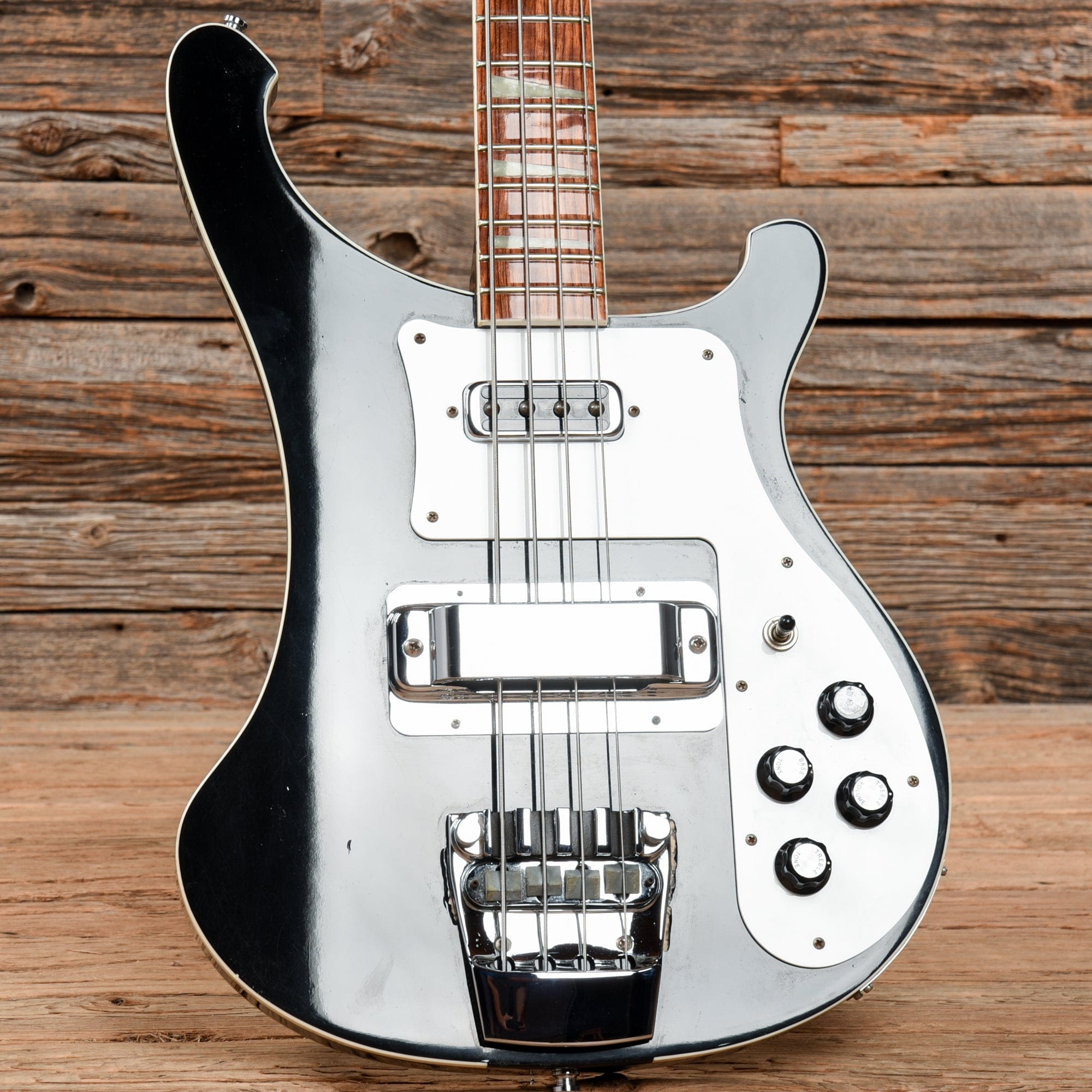 Rickenbacker 4003 Jetglo 2004 Bass Guitars / 4-String