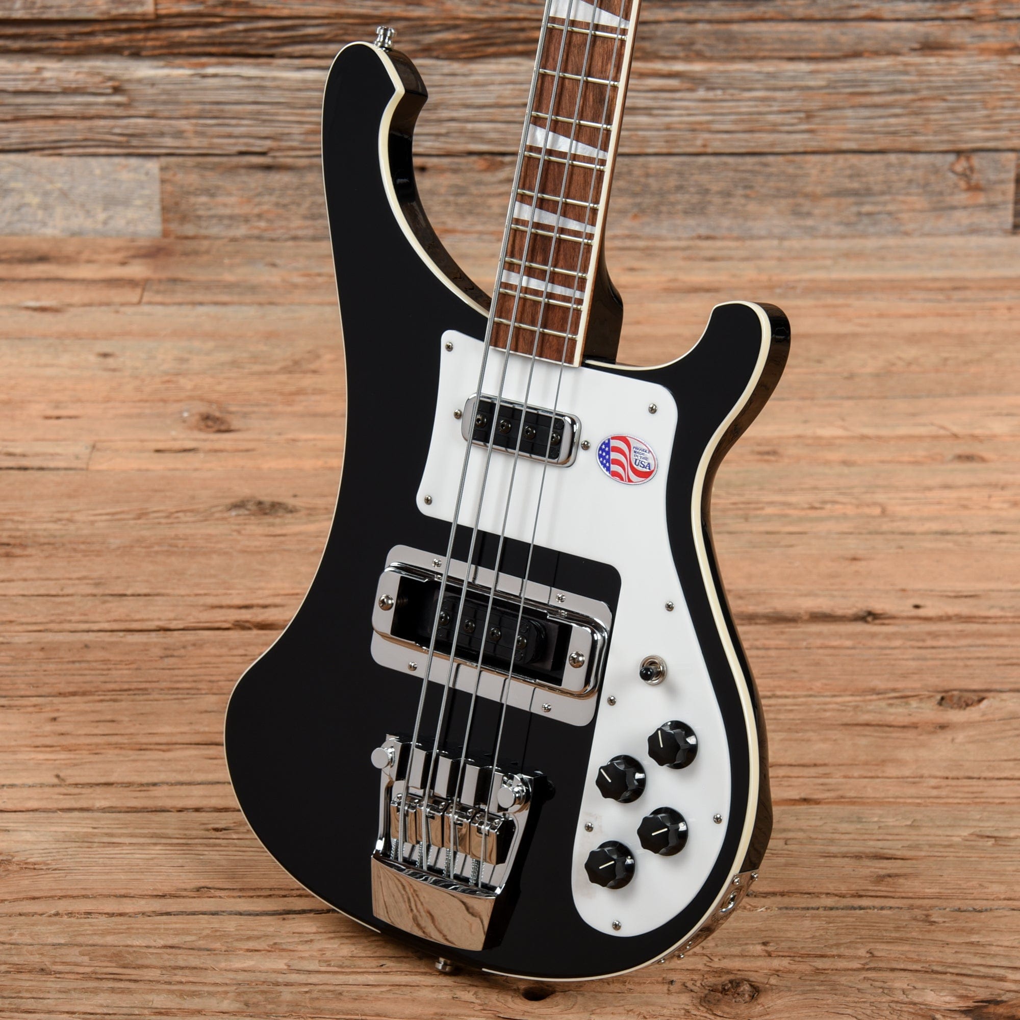 Rickenbacker 4003 Jetglo 2022 Bass Guitars / 4-String