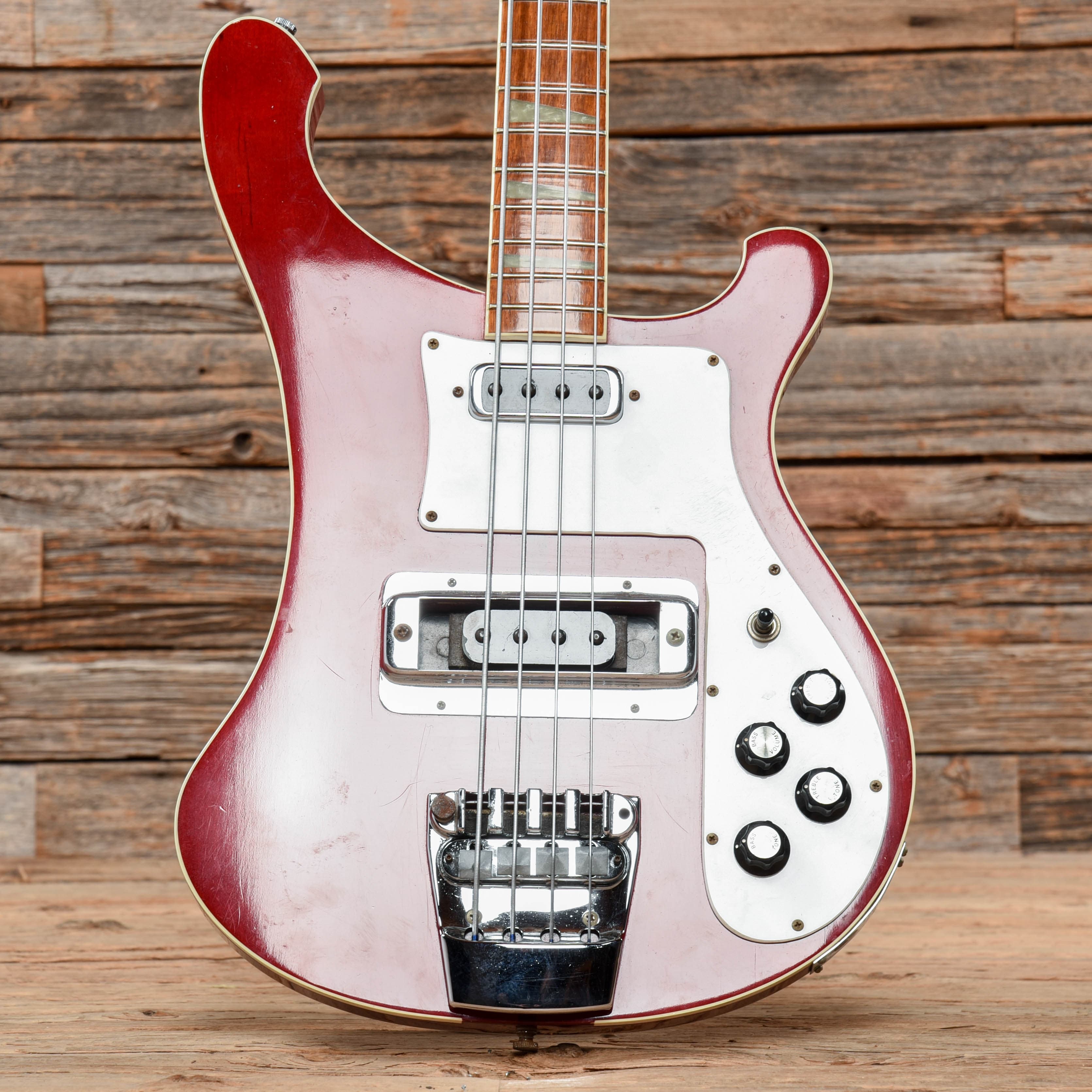 Rickenbacker 4001 Burgundyglo 1975 Bass Guitars / 5-String or More