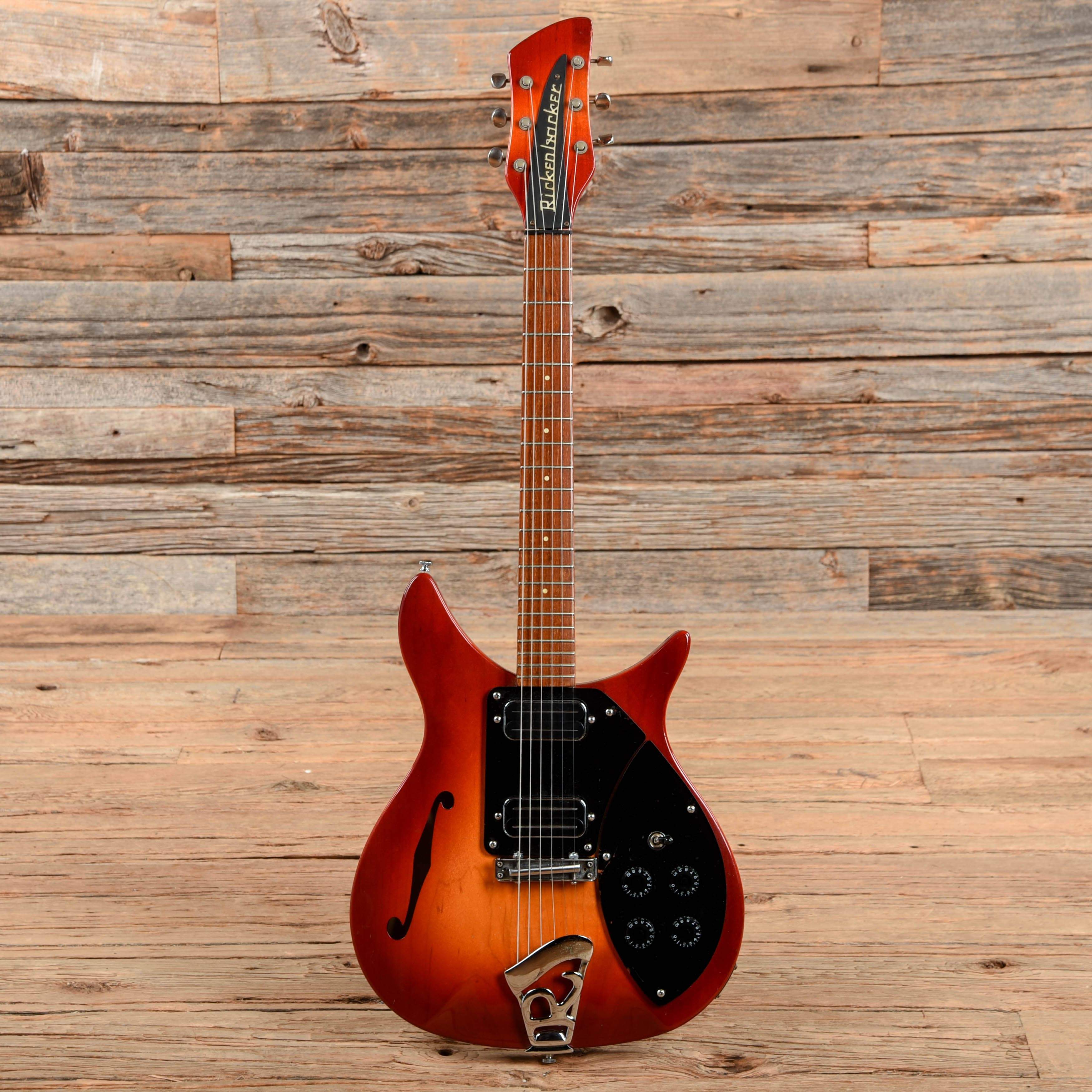 Rickenbacker 325 Sunburst 1981 Electric Guitars / Semi-Hollow