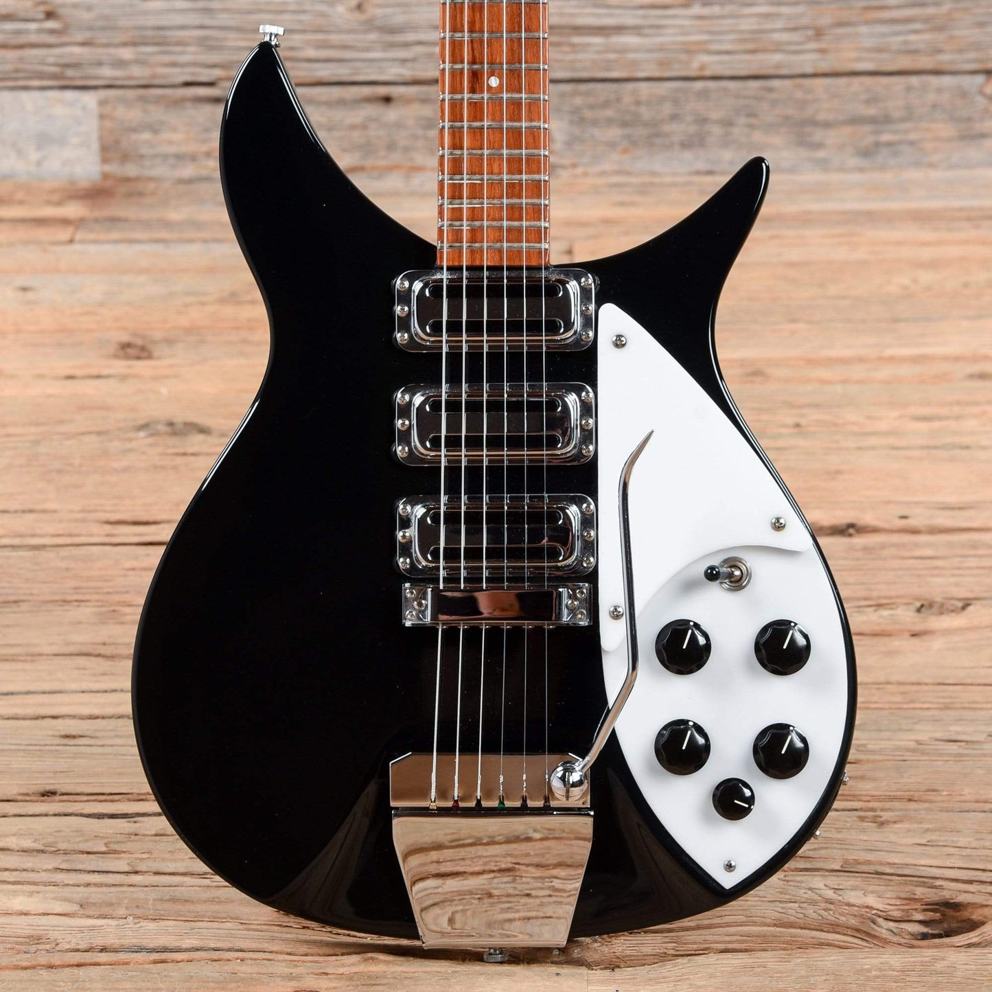 Rickenbacker 325C64 Jetglo 1996 Electric Guitars / Semi-Hollow