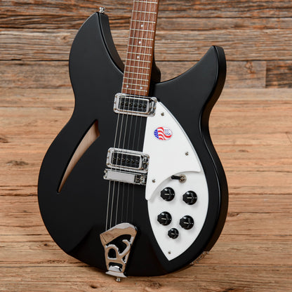 Rickenbacker 330 Matte Black 2022 Electric Guitars / Semi-Hollow