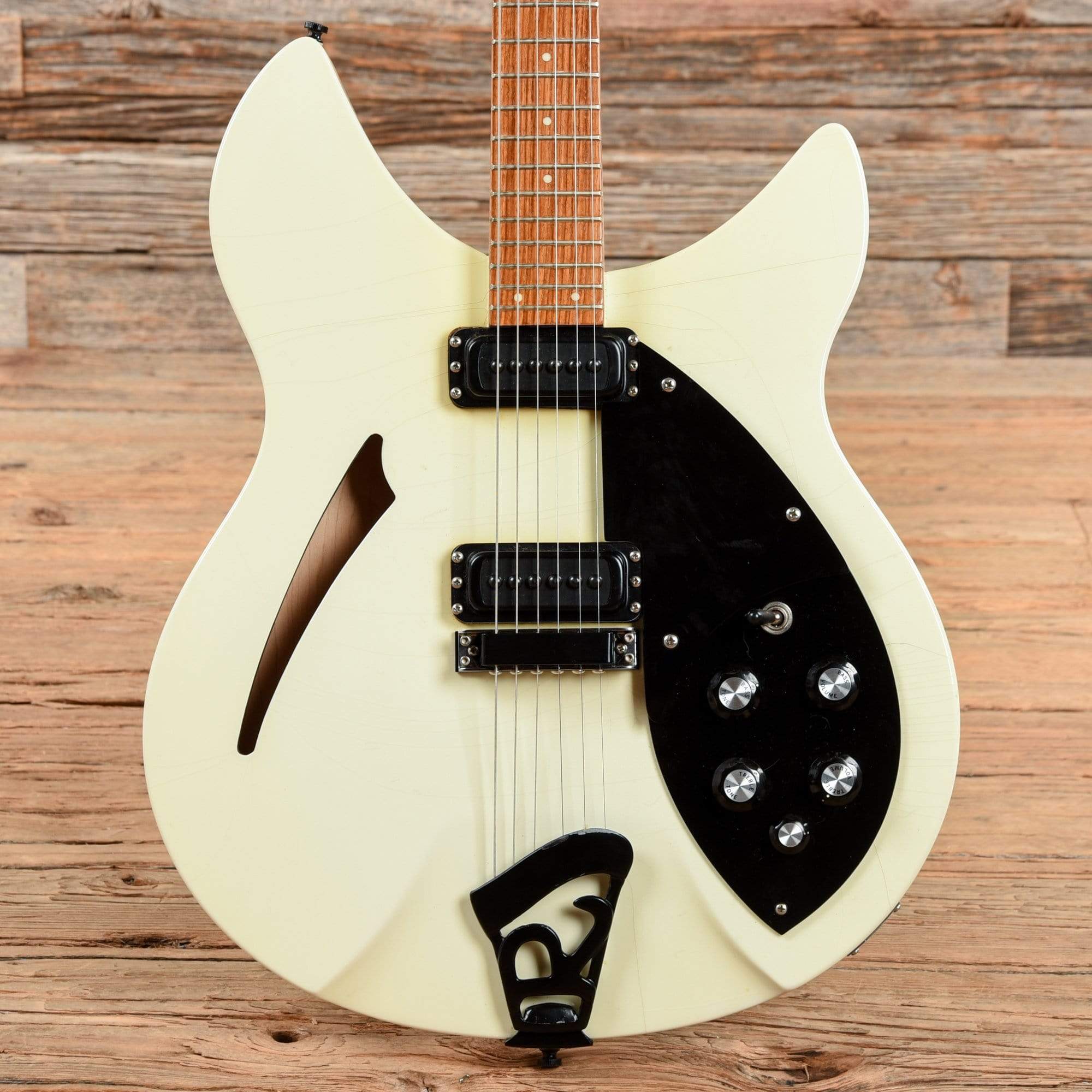 Rickenbacker 330 Tuxedo 1988 Electric Guitars / Semi-Hollow