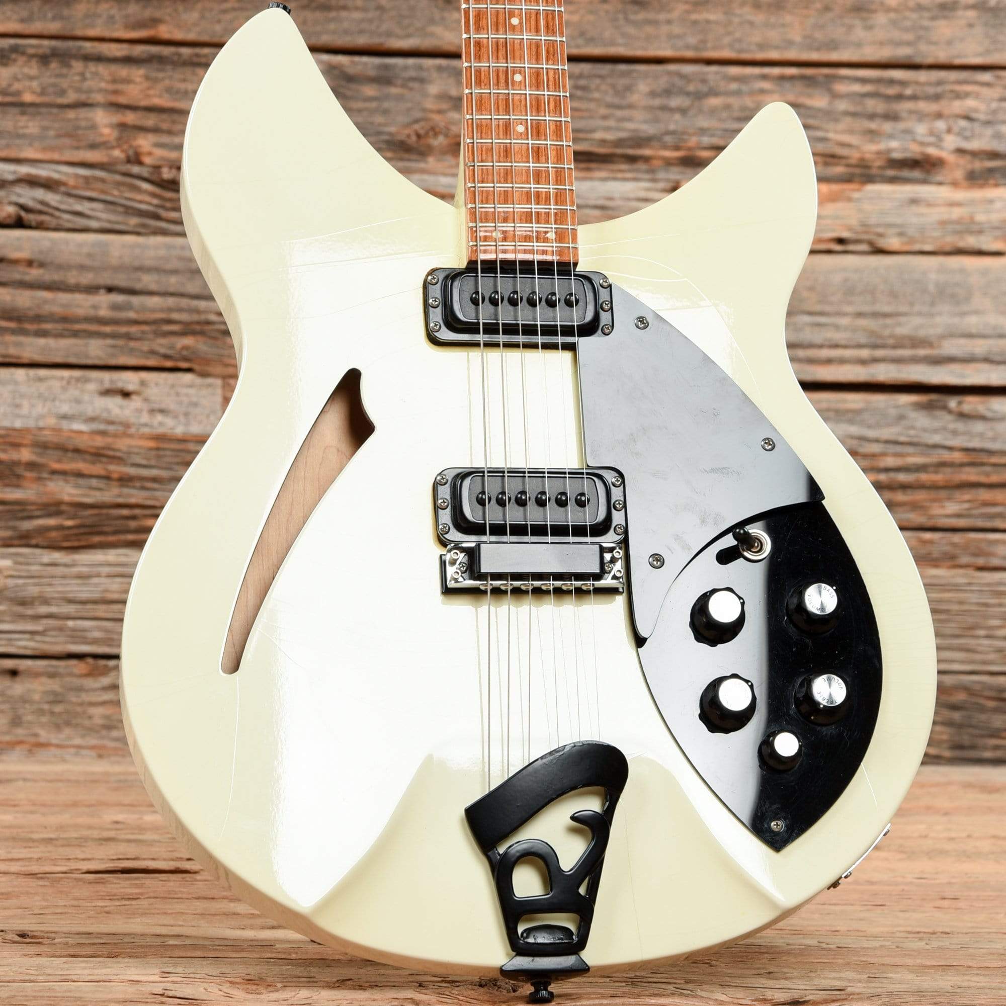 Rickenbacker 330 Tuxedo 1988 Electric Guitars / Semi-Hollow