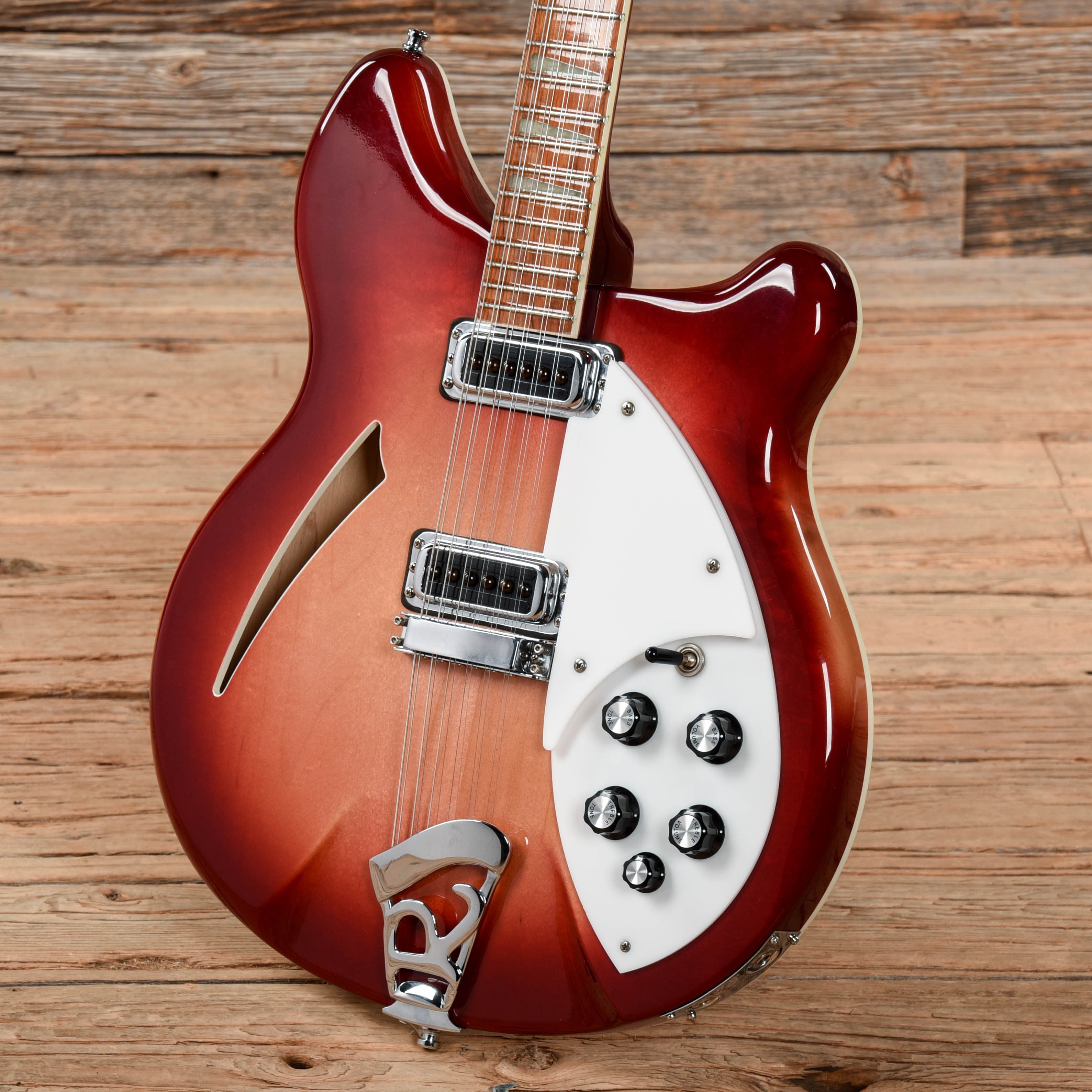 Rickenbacker 360/12 Fireglo 1997 Electric Guitars / Semi-Hollow