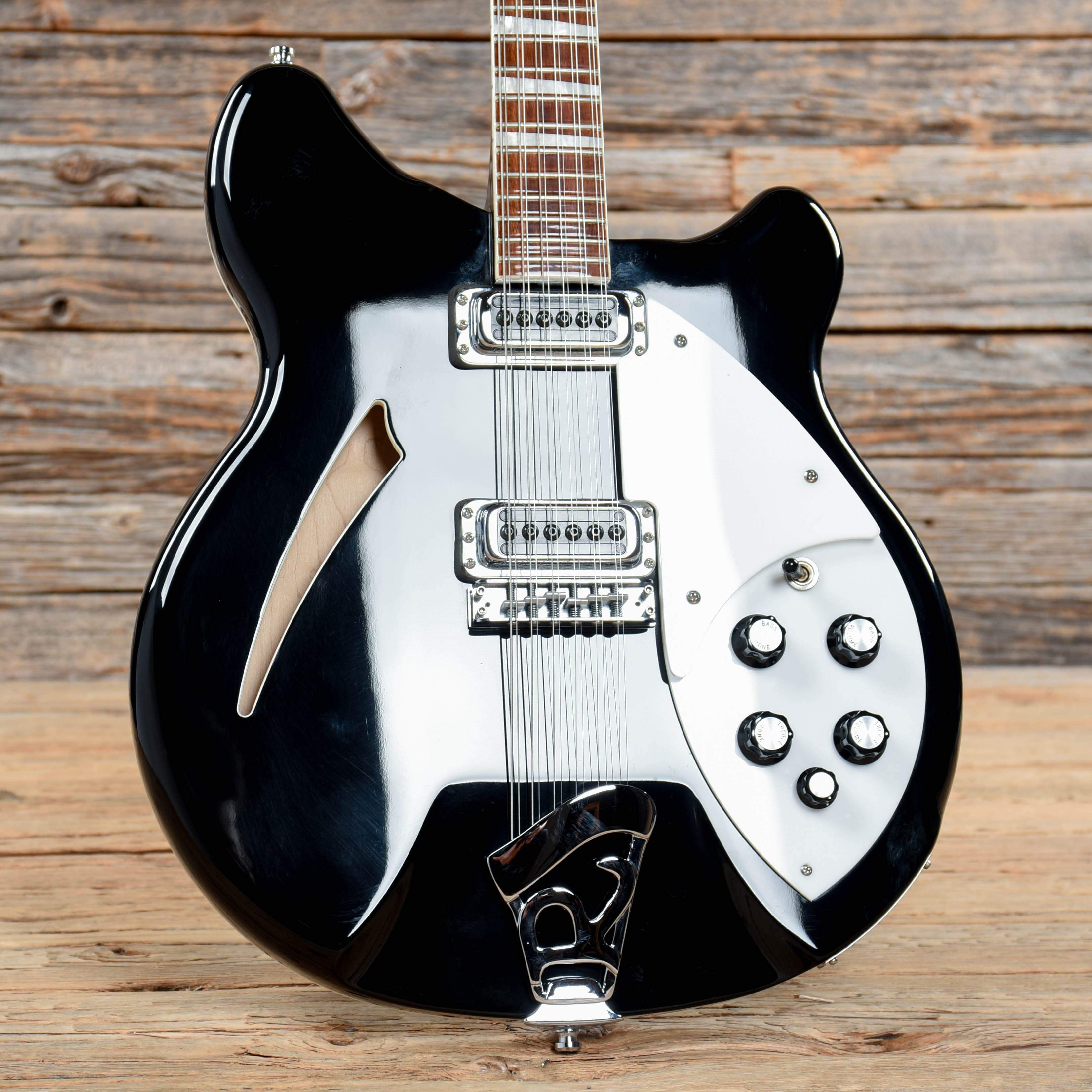 Rickenbacker 360/12 Jetglo 2014 Electric Guitars / Semi-Hollow