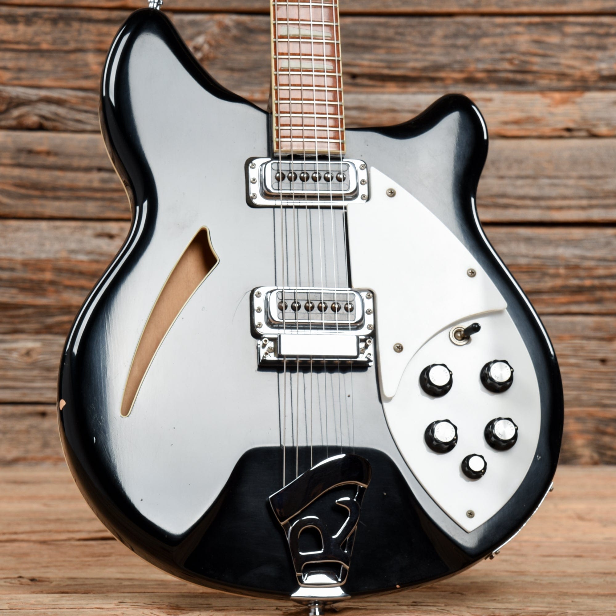 Rickenbacker 360 Jetglo 1995 Electric Guitars / Semi-Hollow