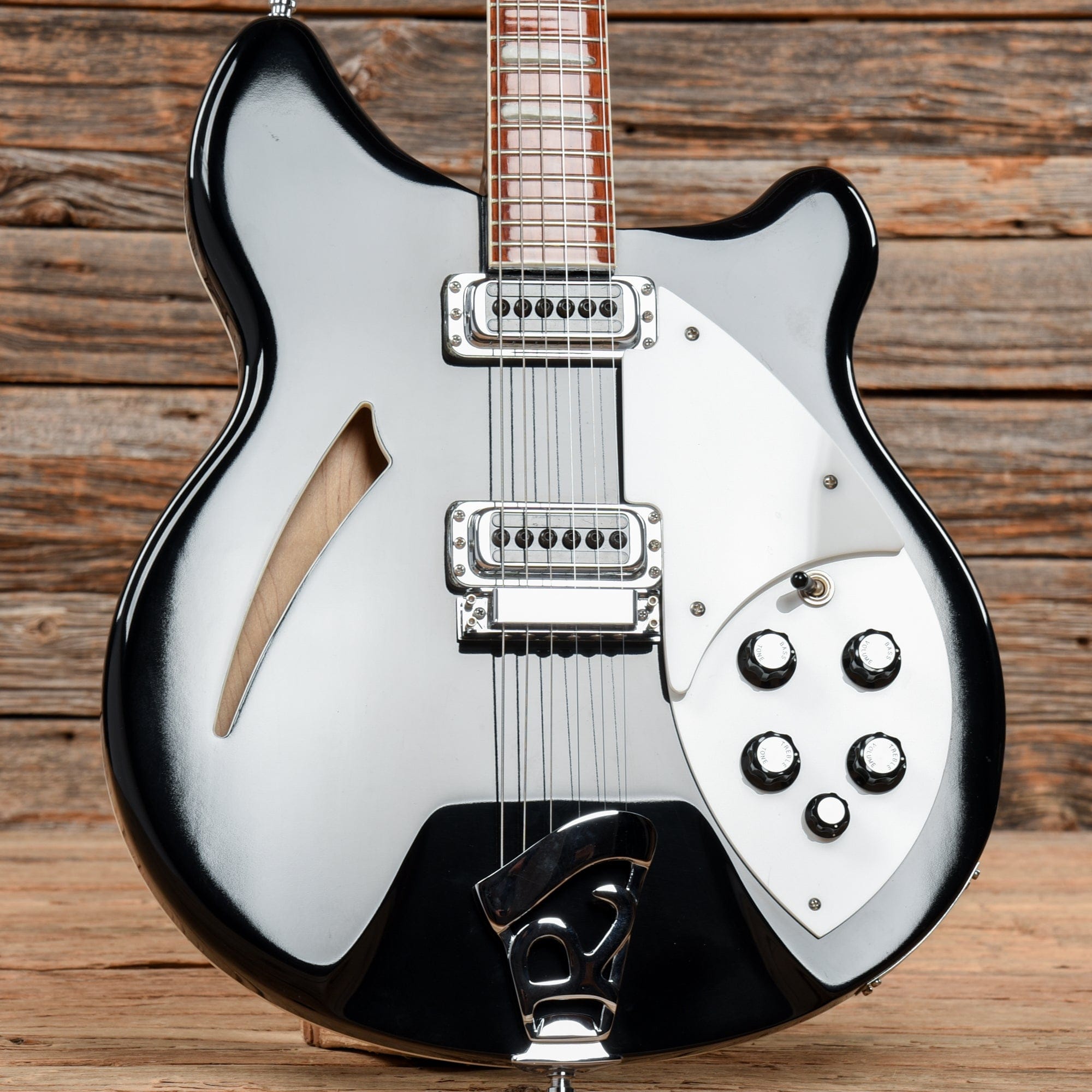 Rickenbacker 360 Jetglo 2007 Electric Guitars / Semi-Hollow