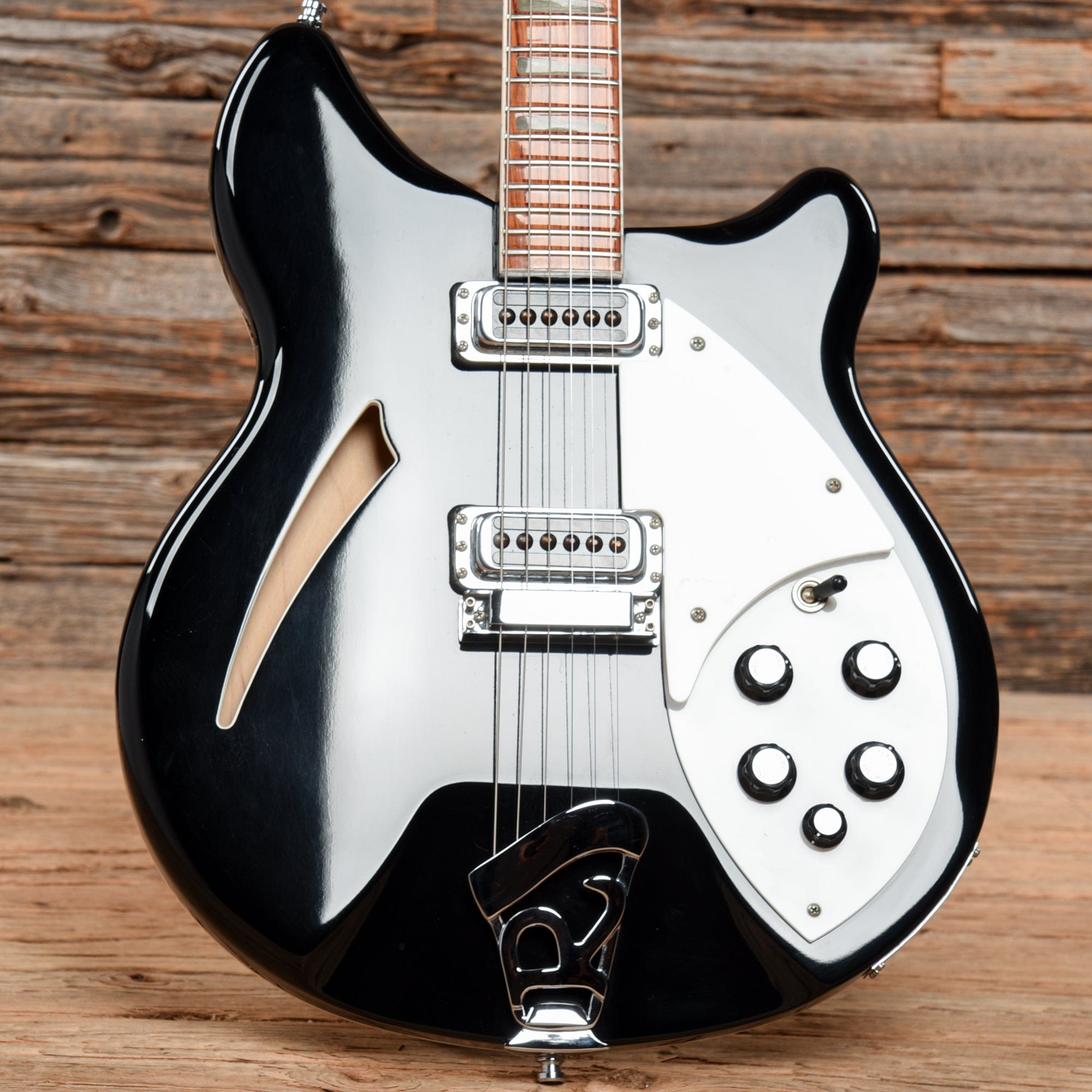 Rickenbacker 360 Jetglo Electric Guitars / Semi-Hollow