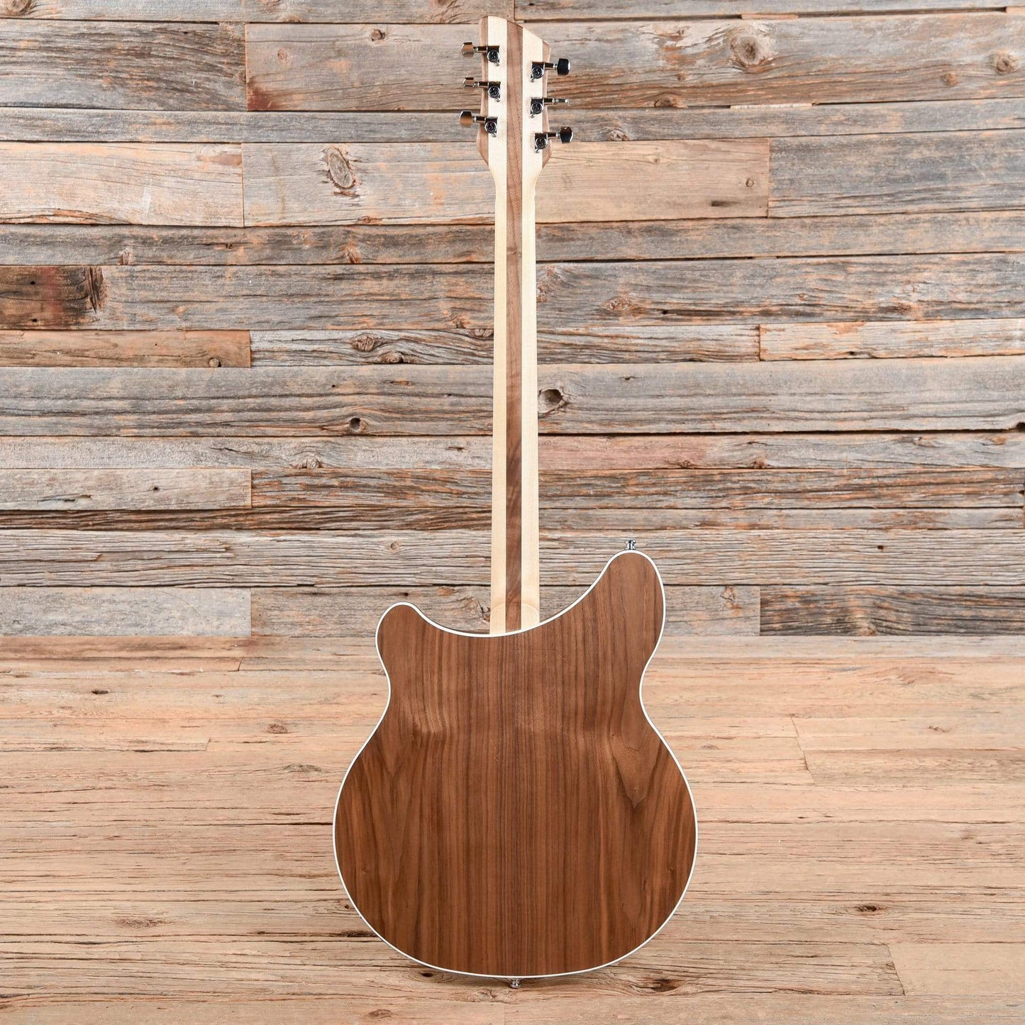 Rickenbacker 360 Walnut 2018 Electric Guitars / Semi-Hollow