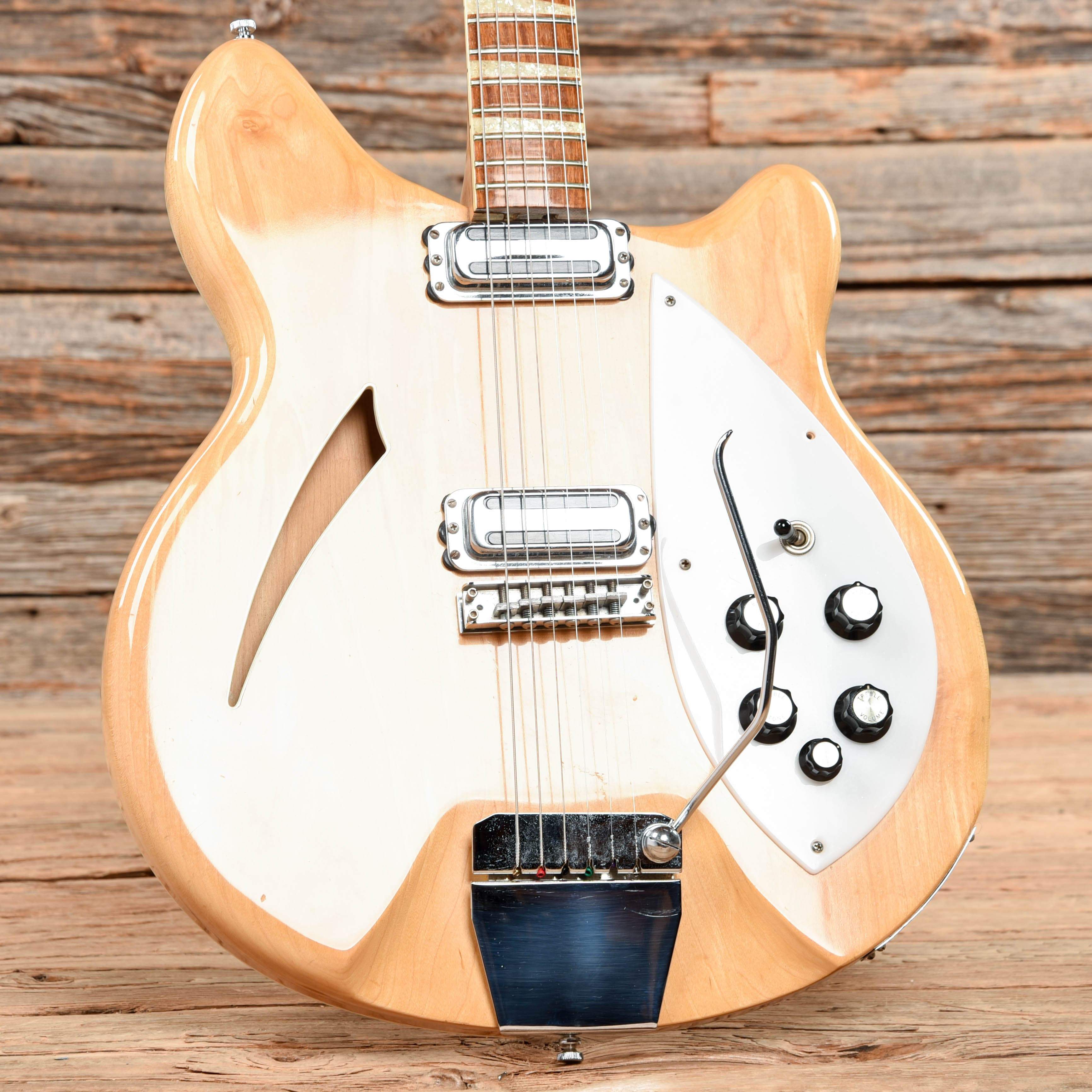 Rickenbacker 365 Mapleglo 1967 Electric Guitars / Semi-Hollow