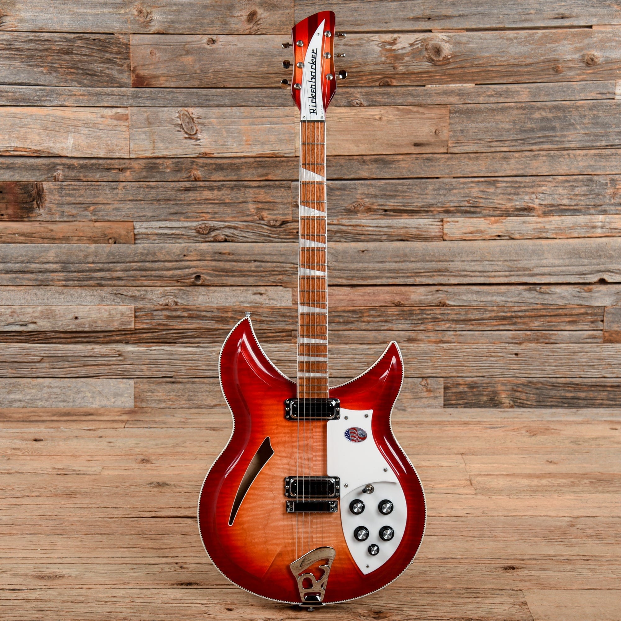 Rickenbacker 381V69 Fireglo 2019 Electric Guitars / Semi-Hollow