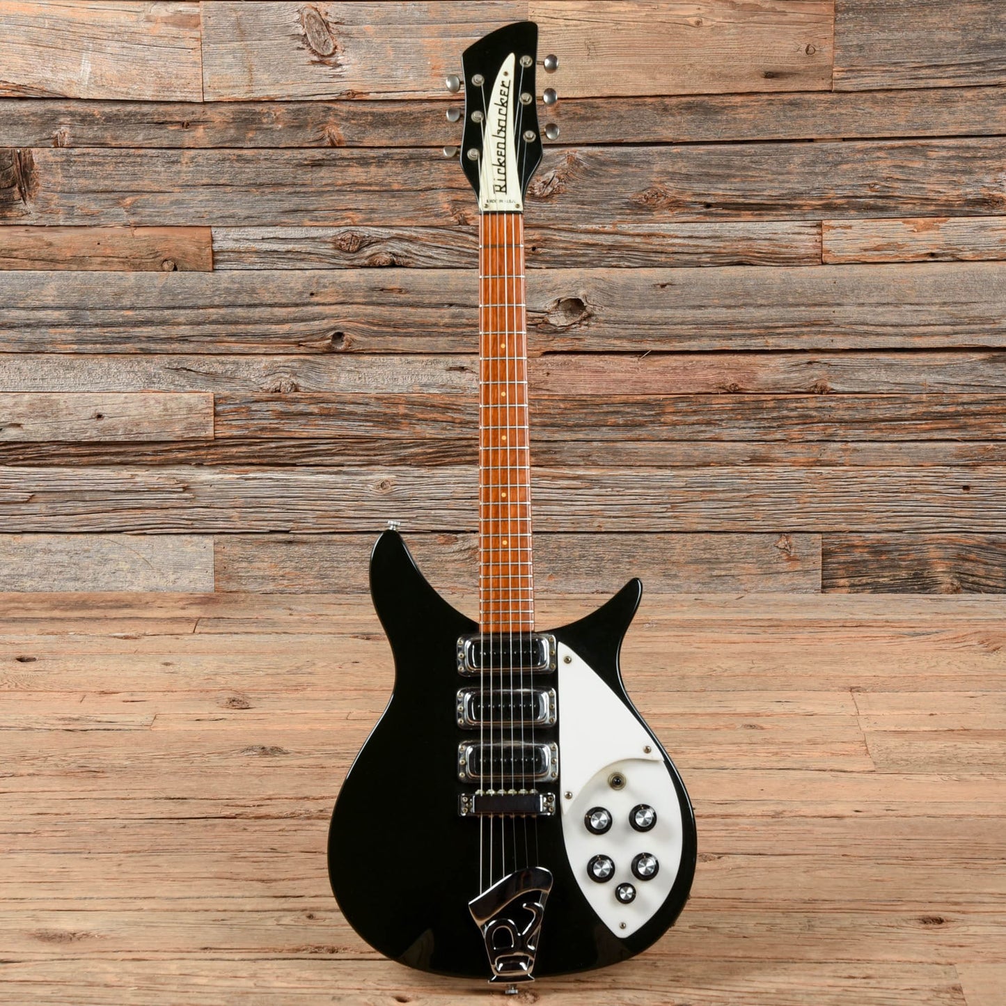 Rickenbacker 320 JetGlo 1981 Electric Guitars / Solid Body