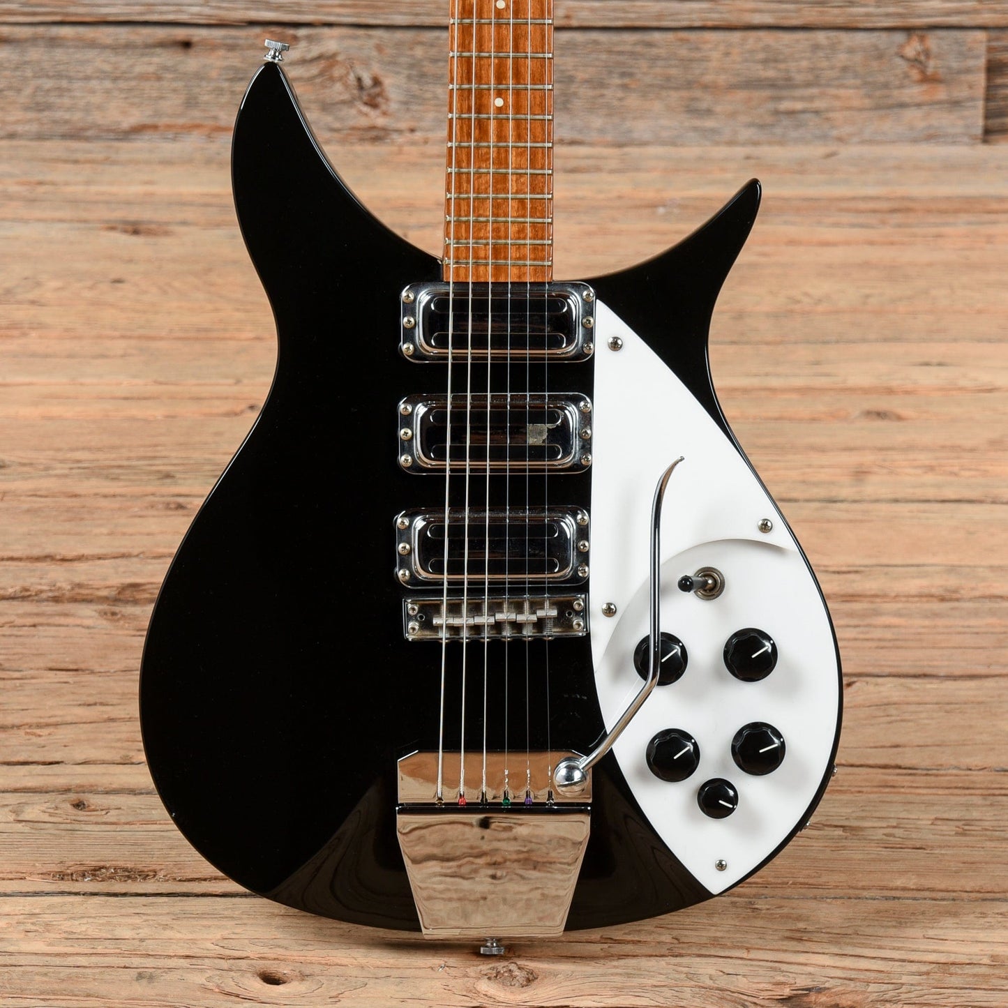 Rickenbacker 325V63 Jetglo 1987 Electric Guitars / Solid Body