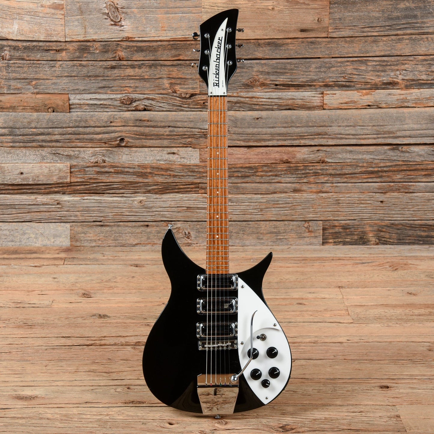 Rickenbacker 325V63 Jetglo 1987 Electric Guitars / Solid Body