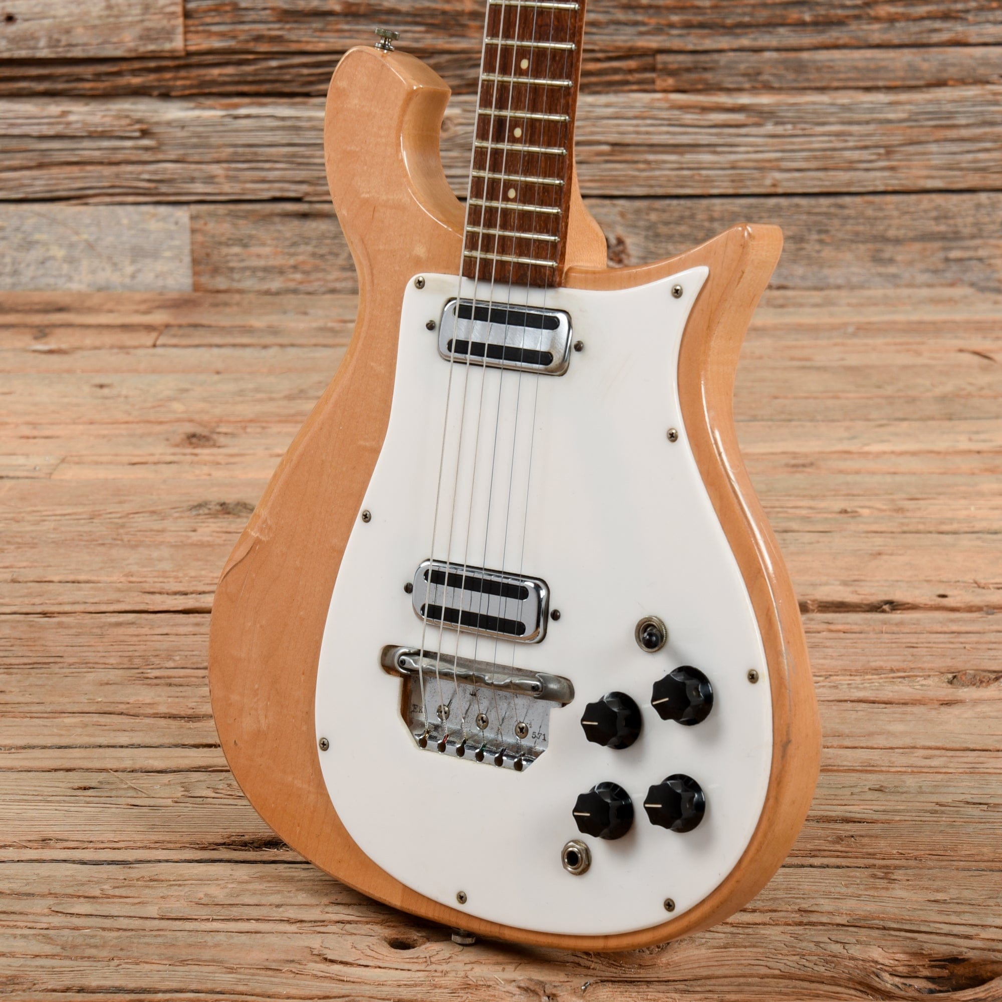 Rickenbacker 450 Mapleglo 1965 Electric Guitars / Solid Body