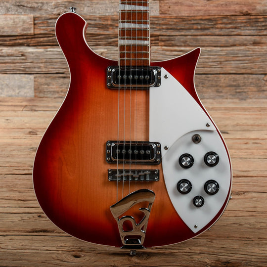 Rickenbacker 620 Fireglo 2010 Electric Guitars / Solid Body