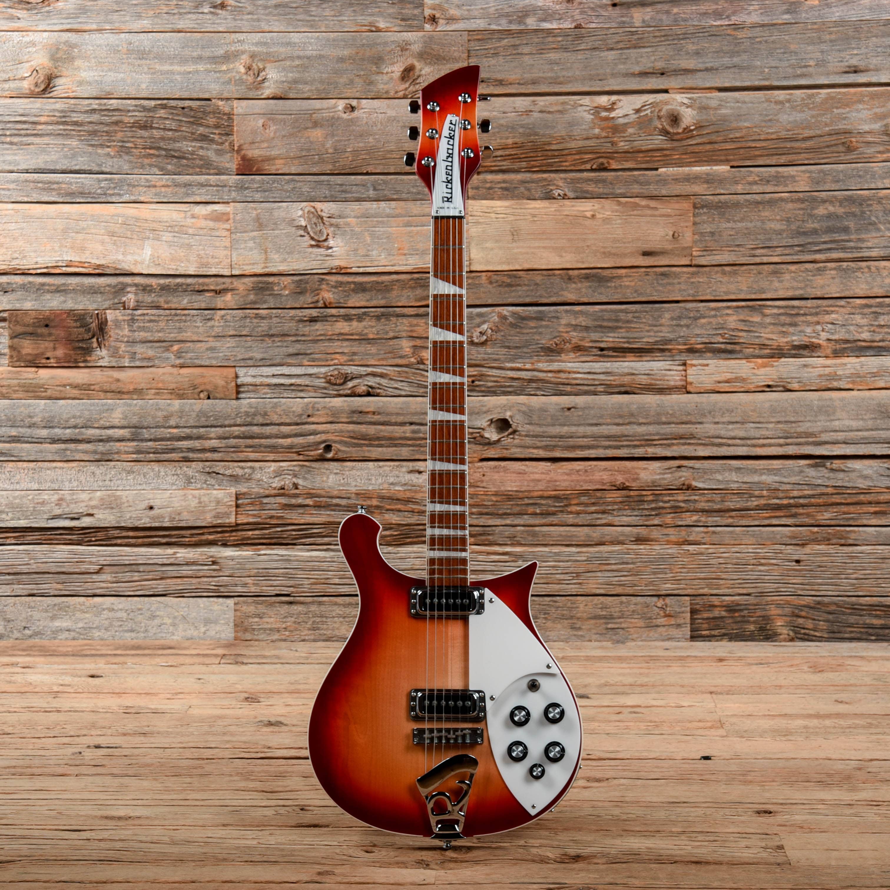 Rickenbacker 620 Fireglo 2010 Electric Guitars / Solid Body